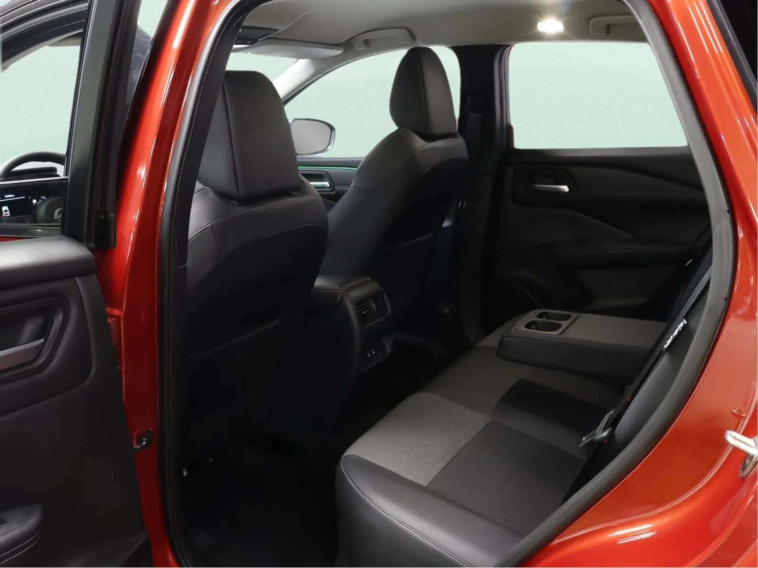 Nissan Qashqai DIG-T 160 N-Connecta 4x2 CVT 116 kW (158 CV) - Foto 6