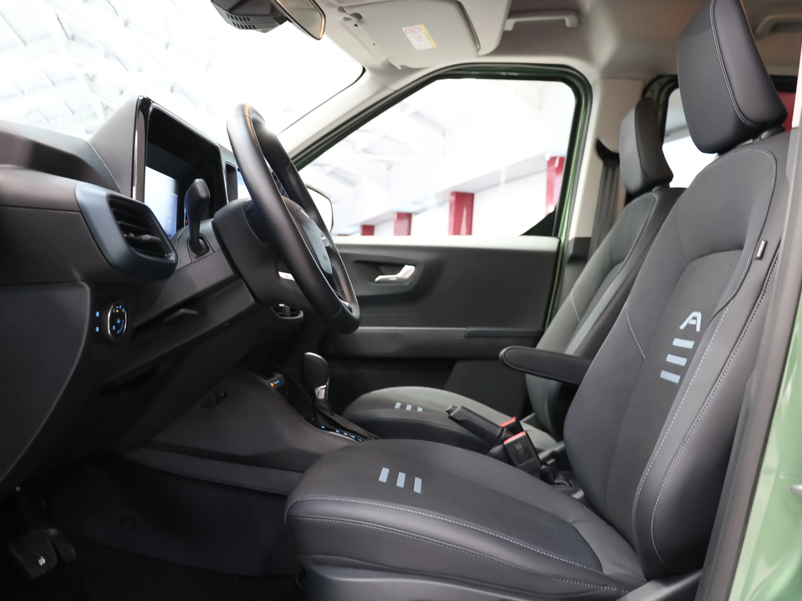 Ford Tourneo Courier 1.0 Ecoboost Active 92 kW (125 CV) - Foto 9