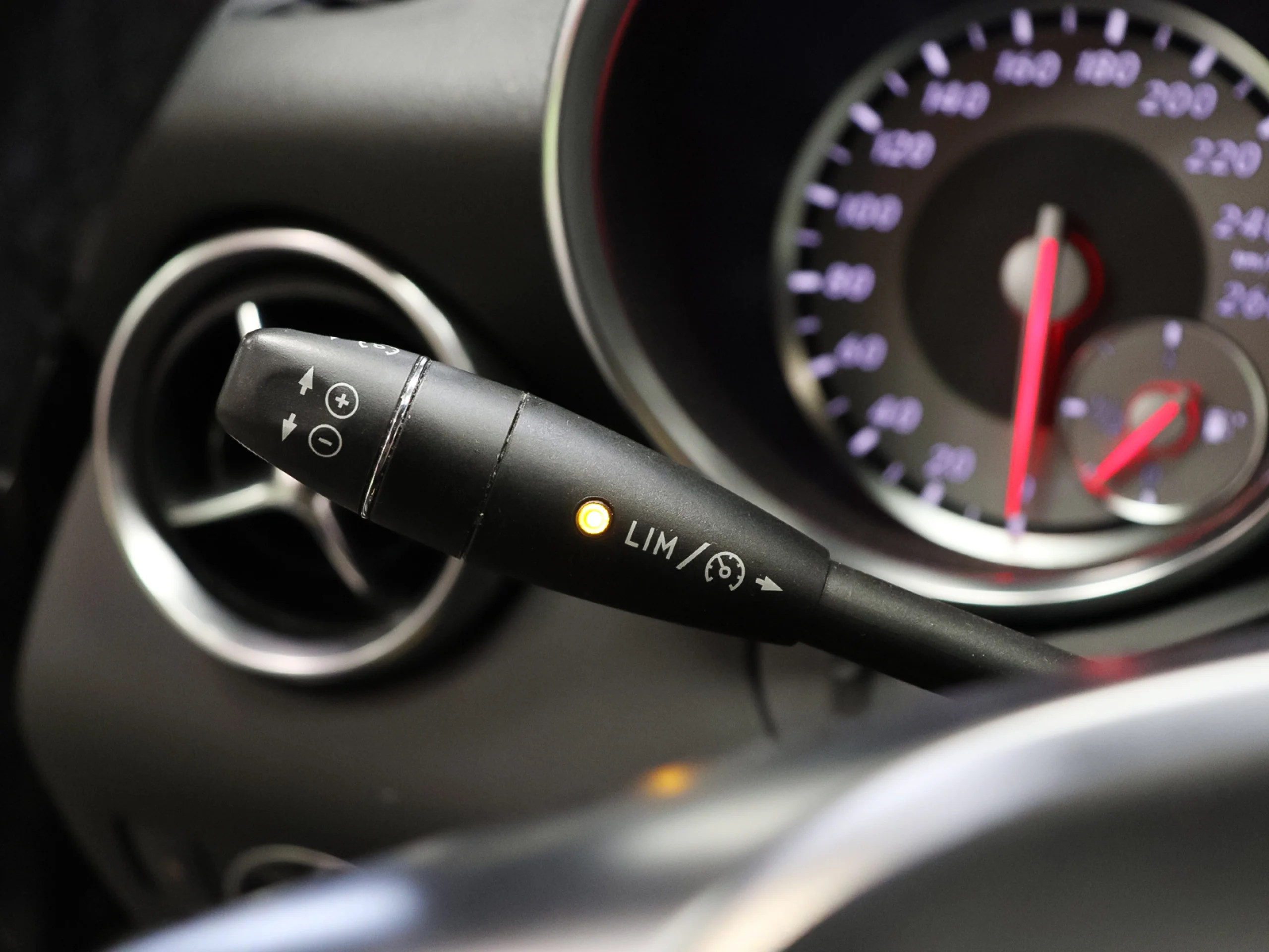 Mercedes-Benz Clase SLK SLK 250 BlueEfficiency 150 kW (204 CV) - Foto 13