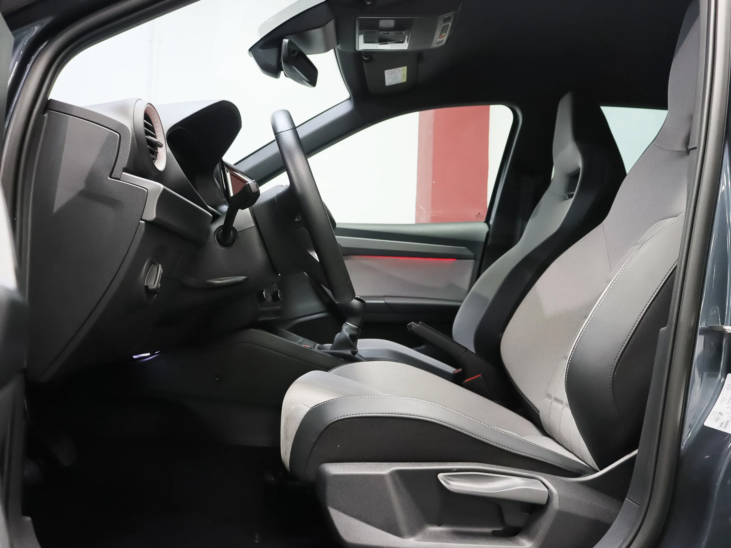SEAT Arona 1.0 TSI S&S FR 85 kW (115 CV) - Foto 7