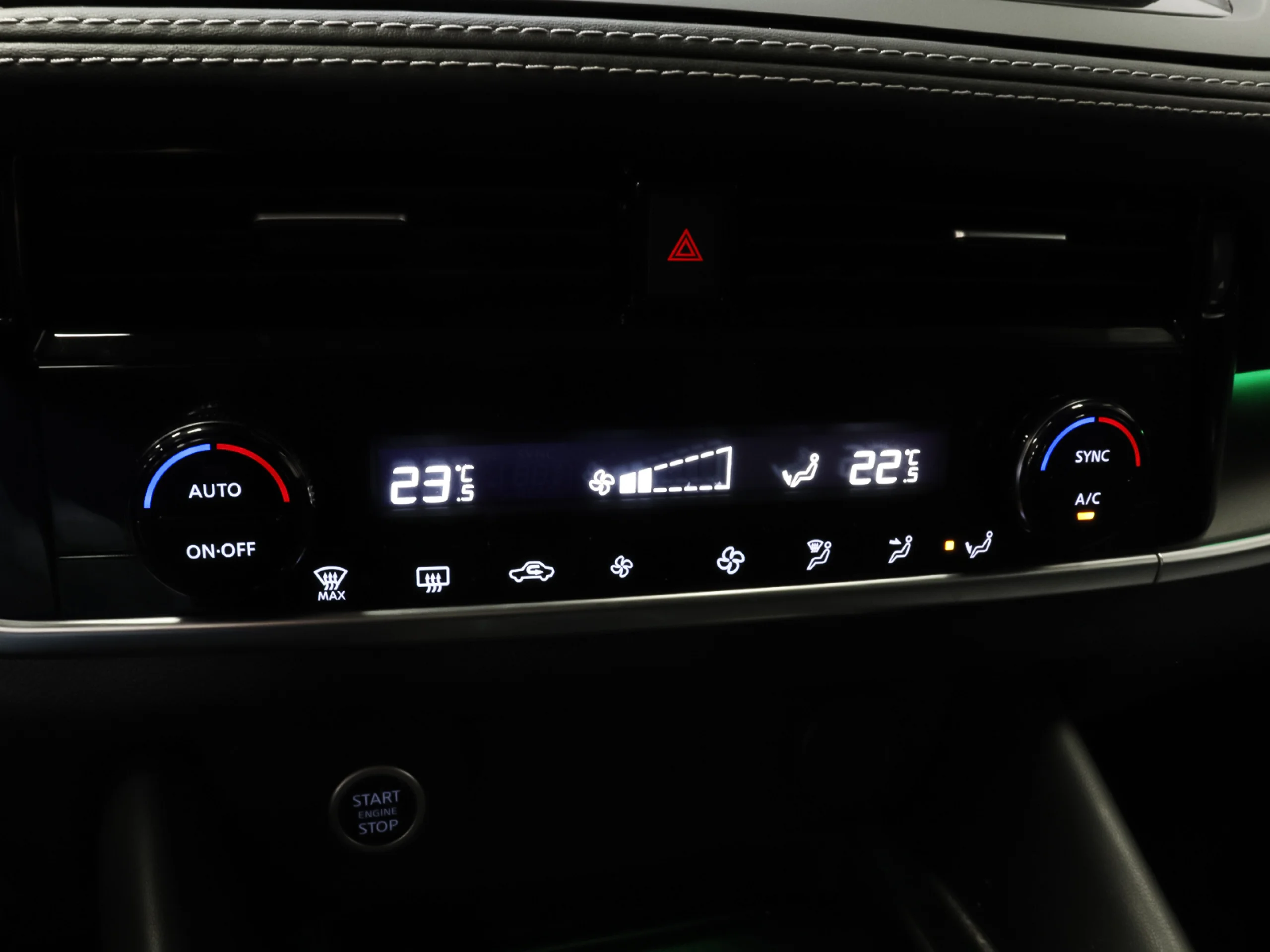 Nissan Qashqai DIG-T 160 N-Connecta 4x2 CVT 116 kW (158 CV) - Foto 24