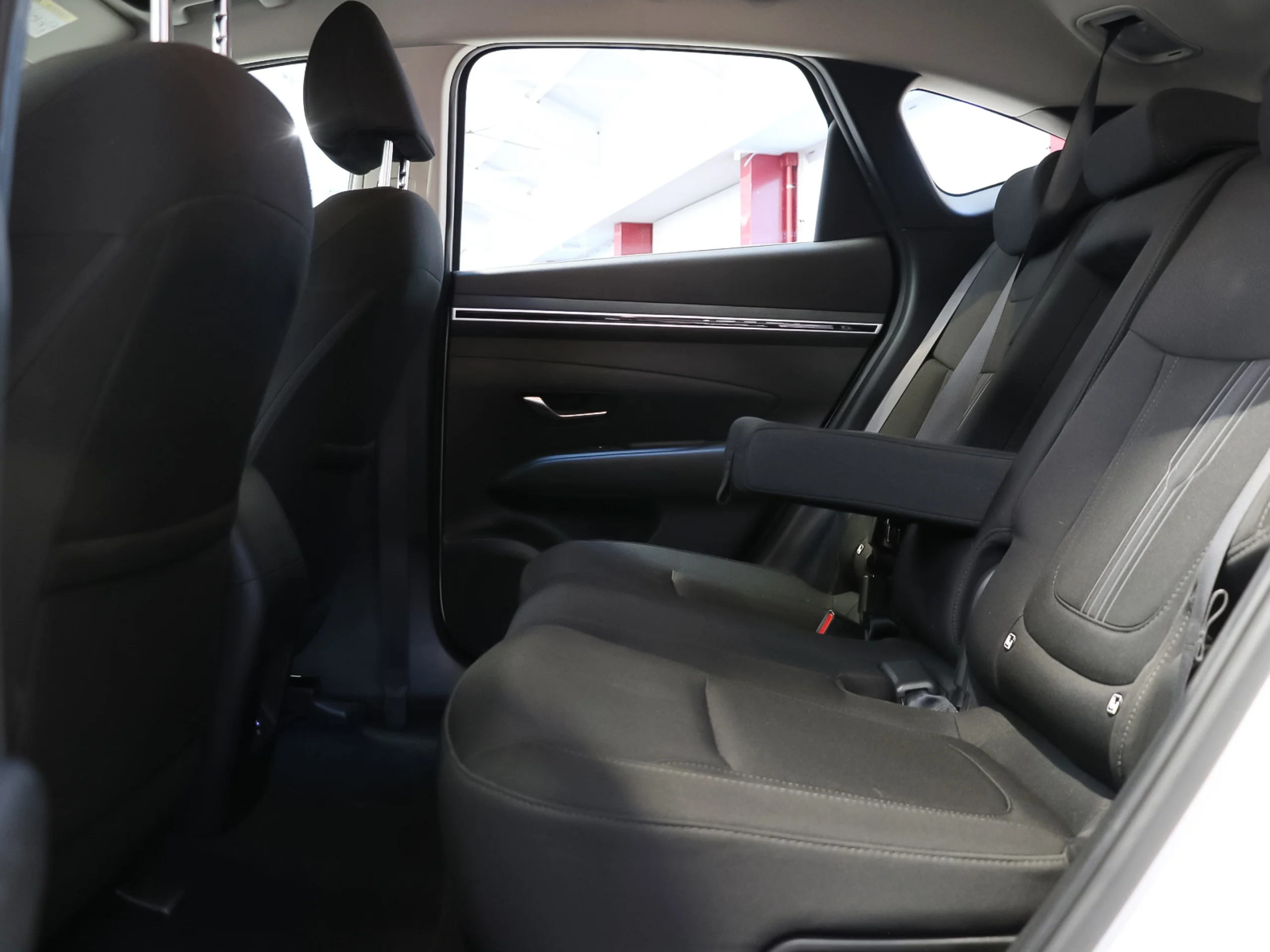 Hyundai Tucson 1.6 TGDI PHEV Maxx 4X4 Auto 195 kW (265 CV) - Foto 10