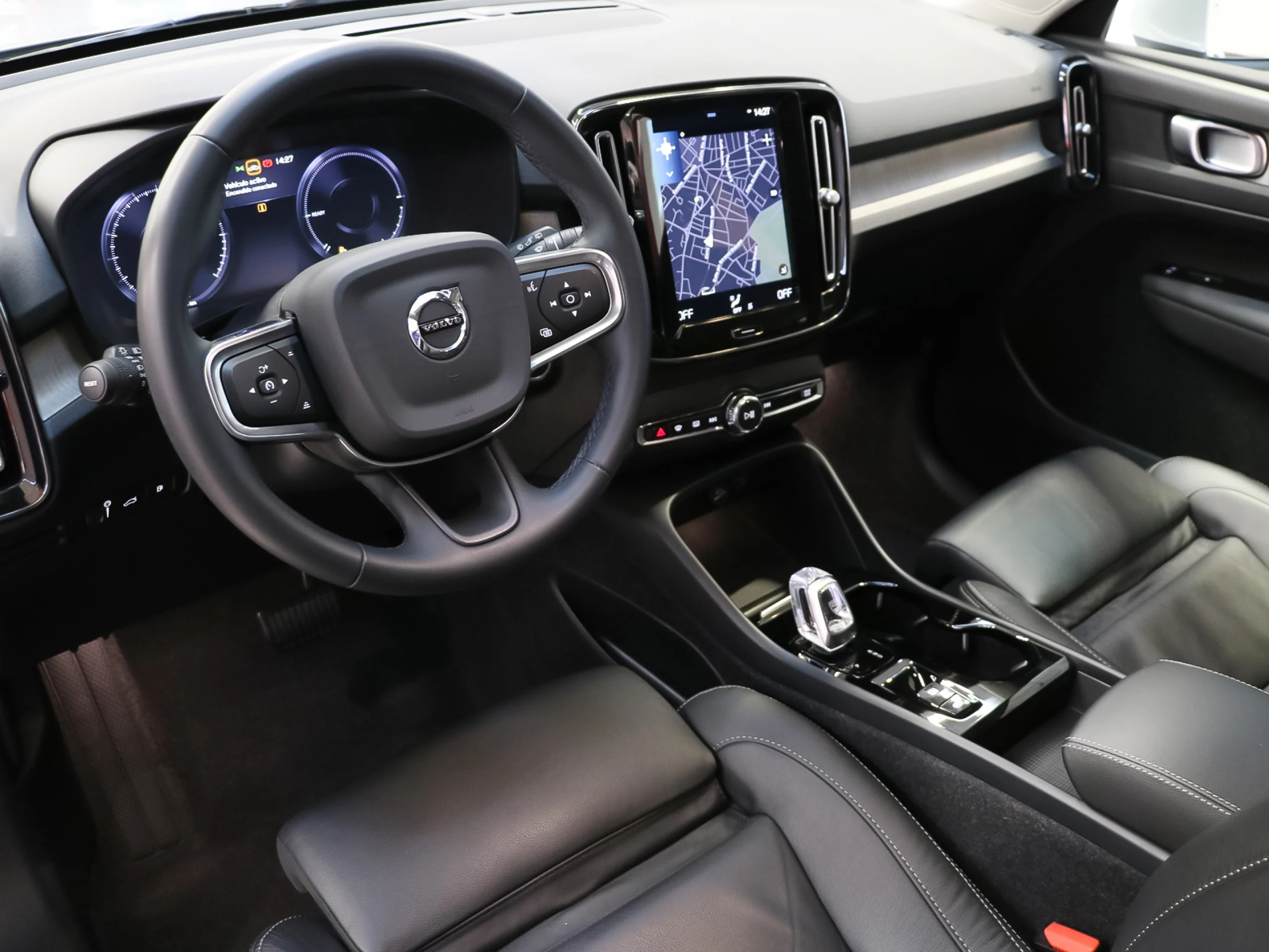 Volvo XC40 T4 Twin Recharge Inscription Auto 155 kW (211 CV) - Foto 4