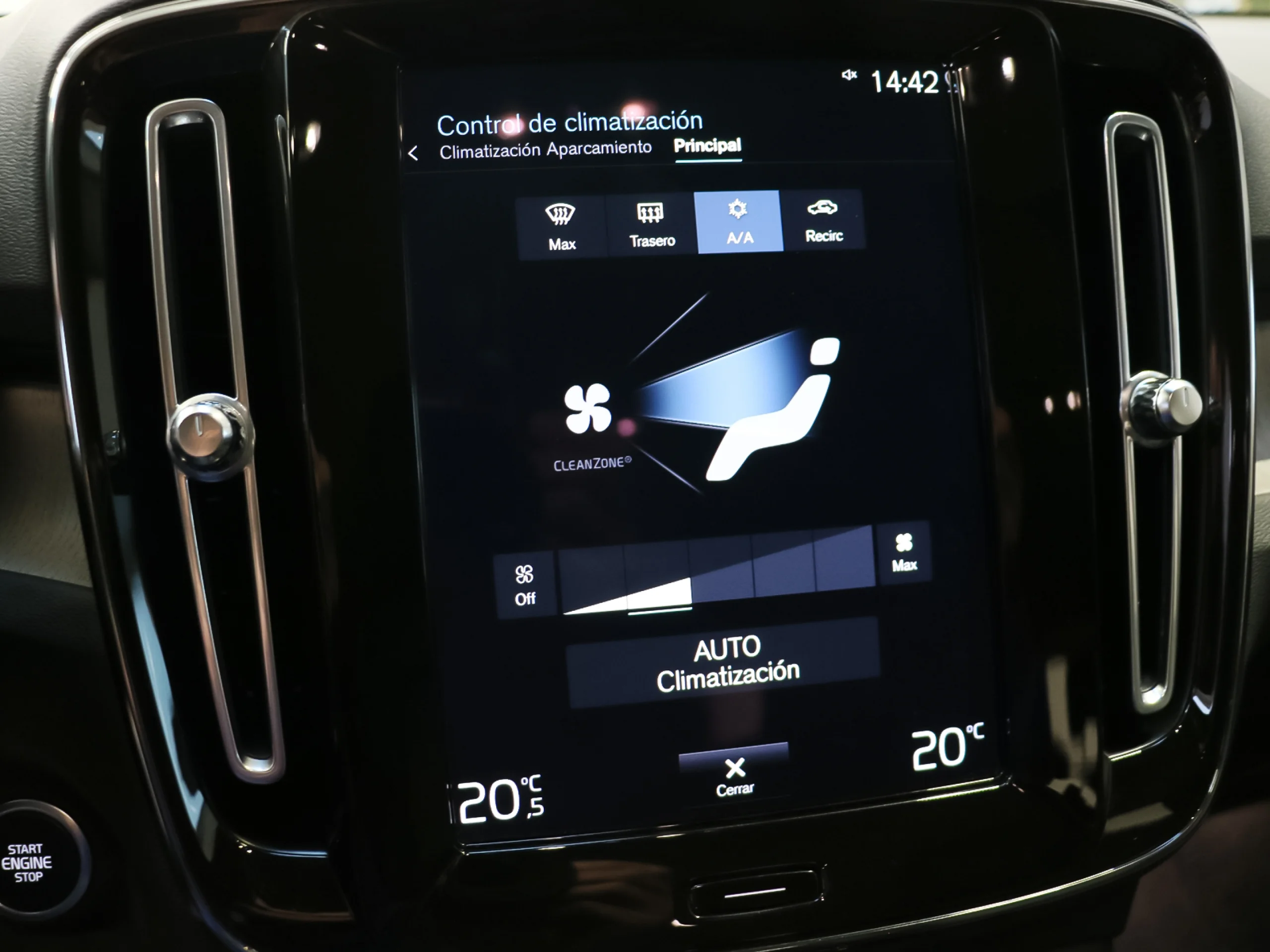 Volvo XC40 T4 Twin Recharge Inscription Auto 155 kW (211 CV) - Foto 16