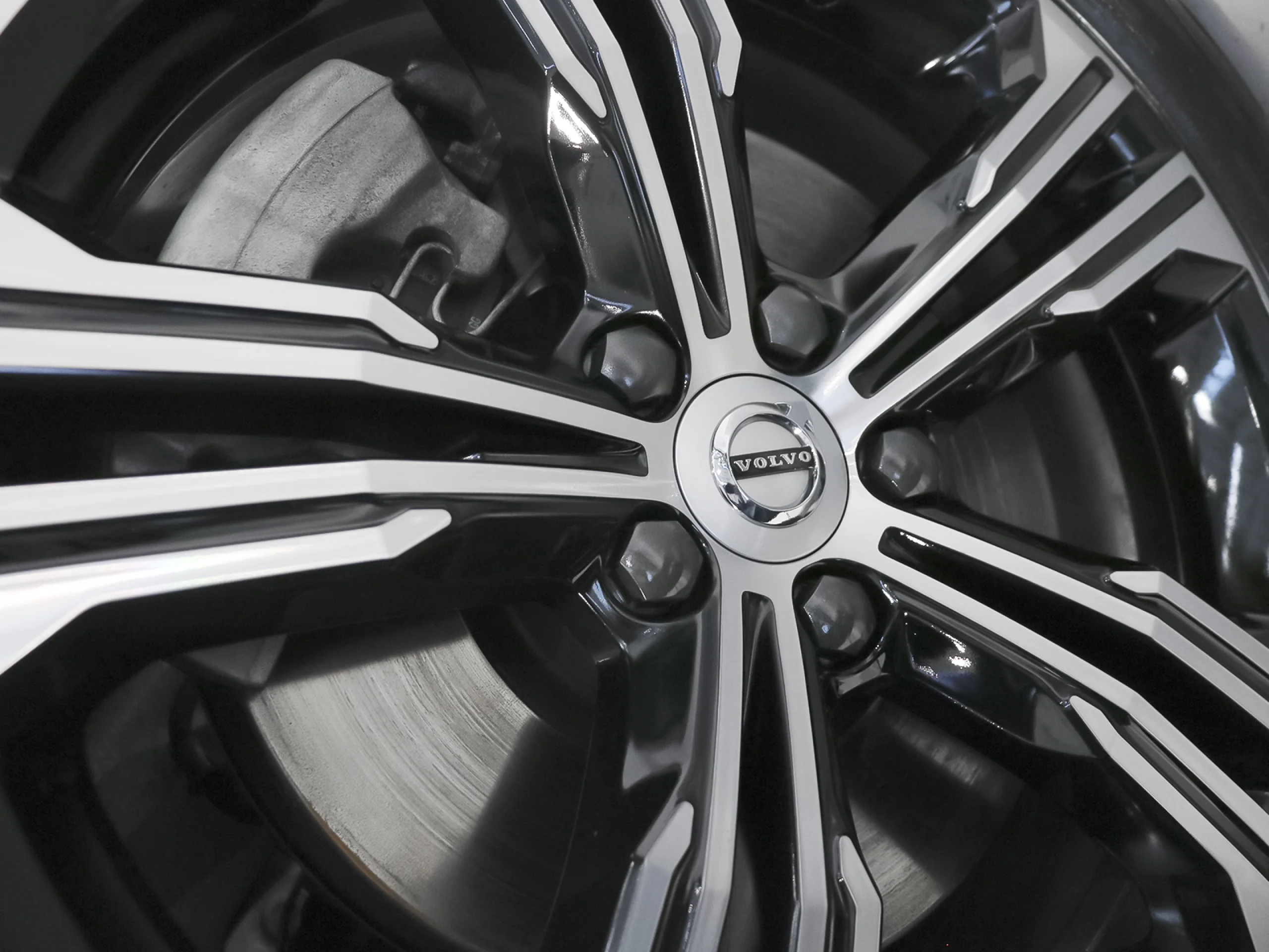 Volvo XC40 T4 Twin Recharge Inscription Auto 155 kW (211 CV) - Foto 35