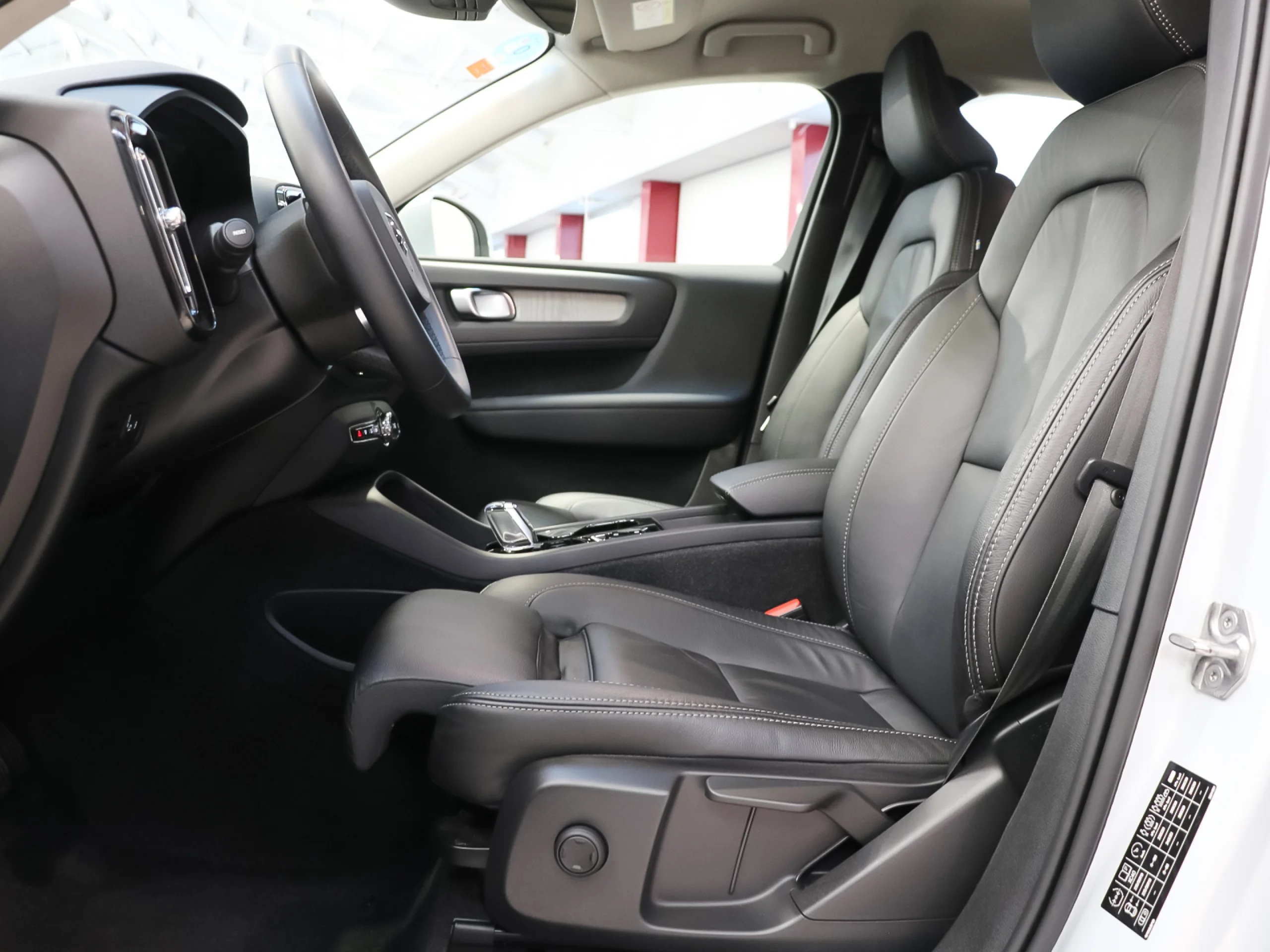 Volvo XC40 T4 Twin Recharge Inscription Auto 155 kW (211 CV) - Foto 7