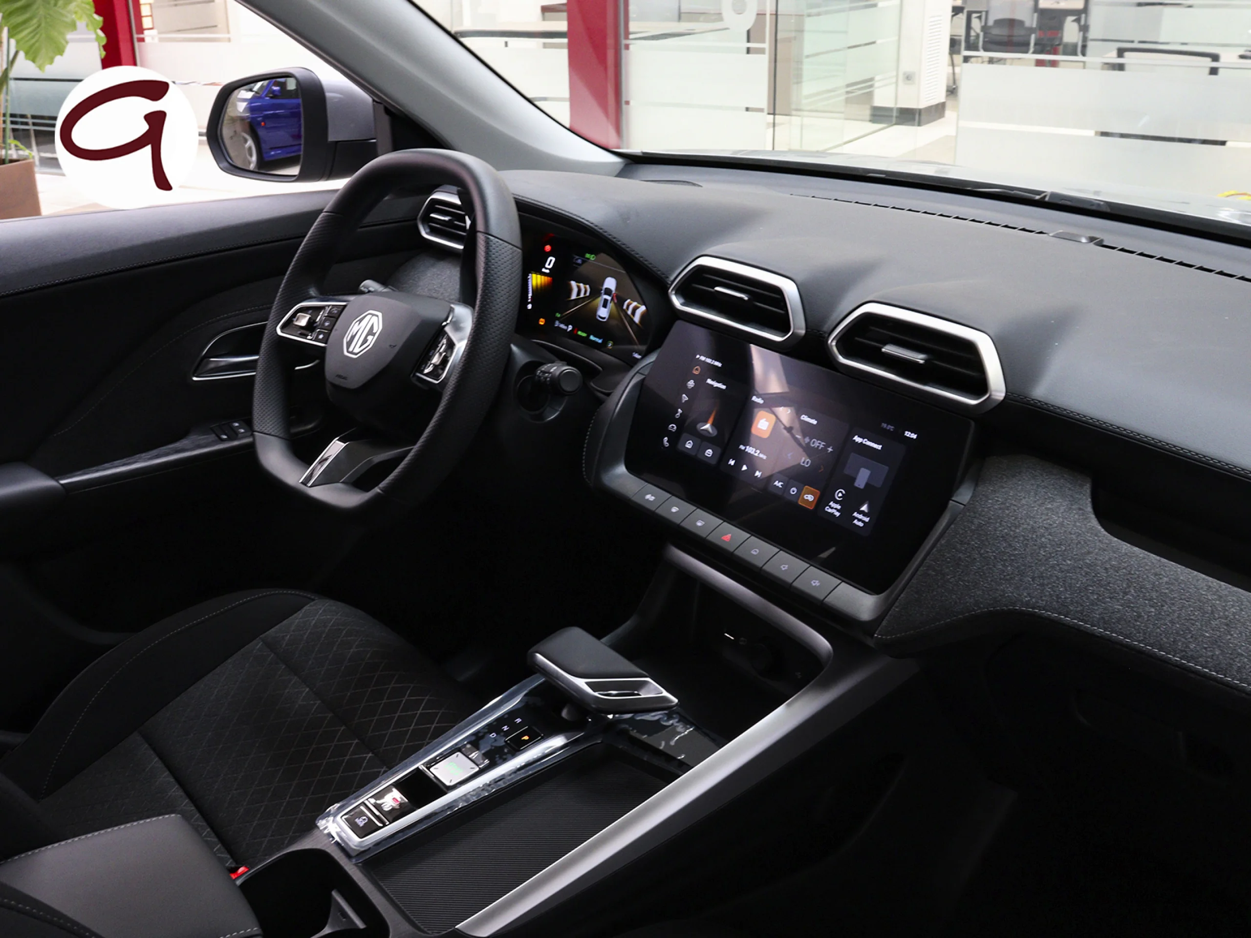 MG ZS 1.5 Hybrid+ Standard 145 kW (197 CV) - Foto 6