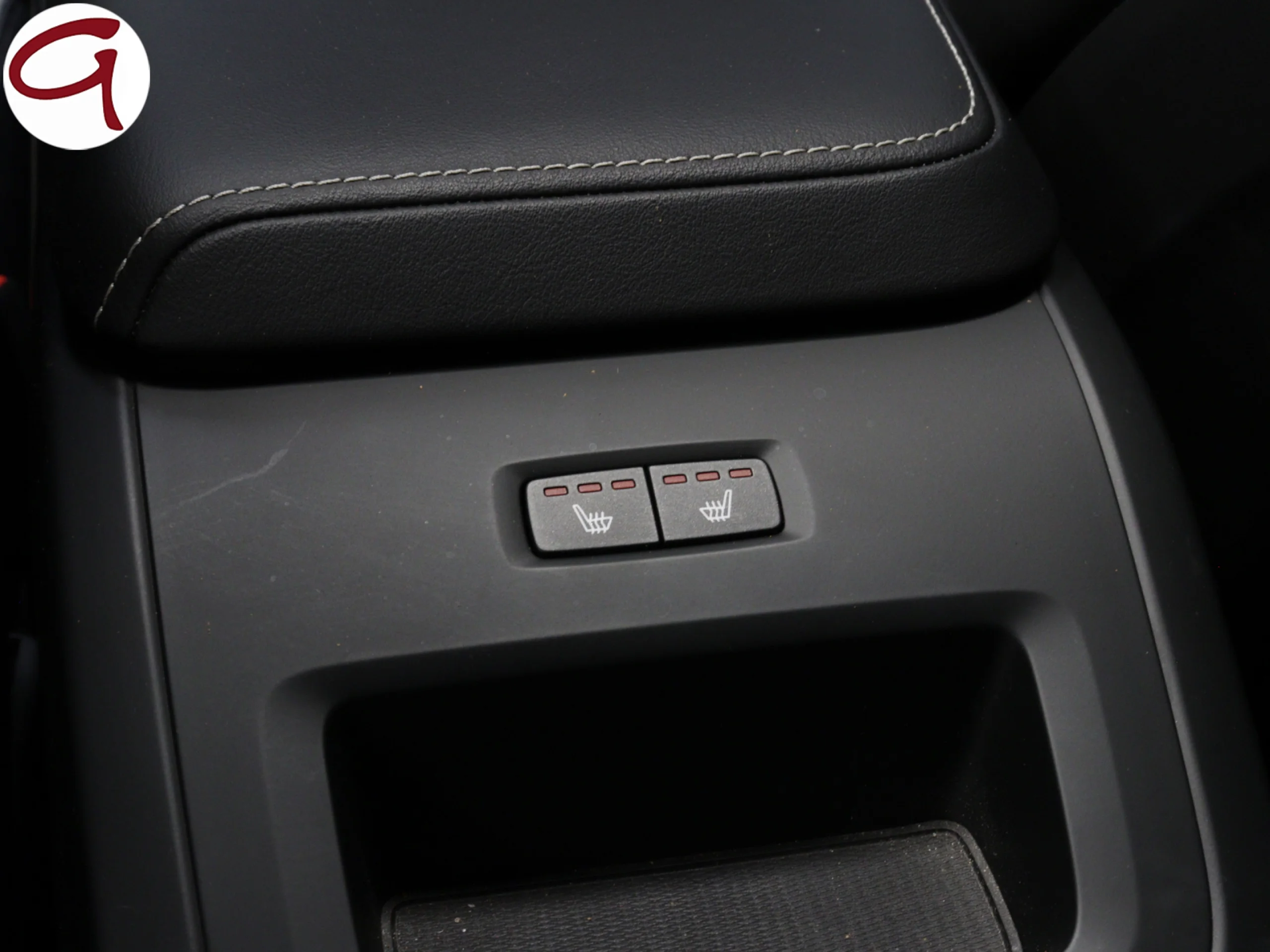 Volvo XC60 T6 Recharge R-Design AWD Auto 250 kW (340 CV) - Foto 13