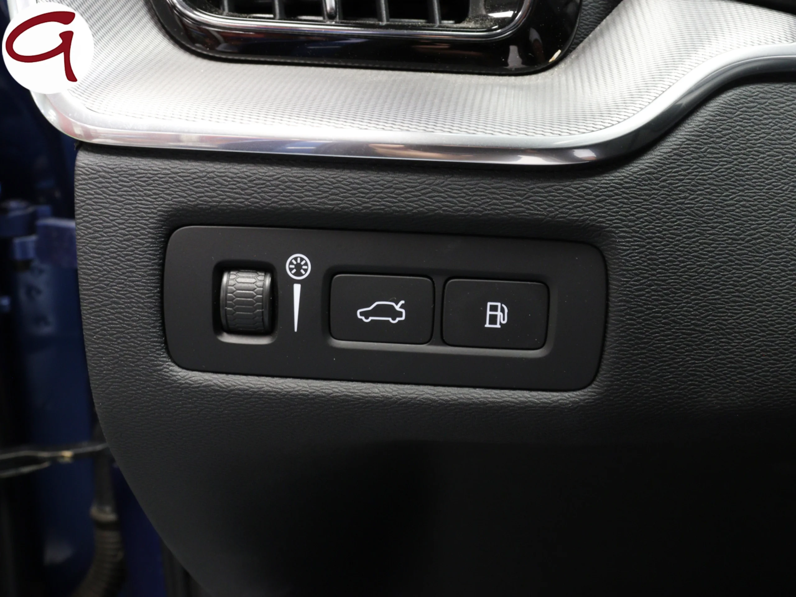 Volvo XC60 T6 Recharge R-Design AWD Auto 250 kW (340 CV) - Foto 17