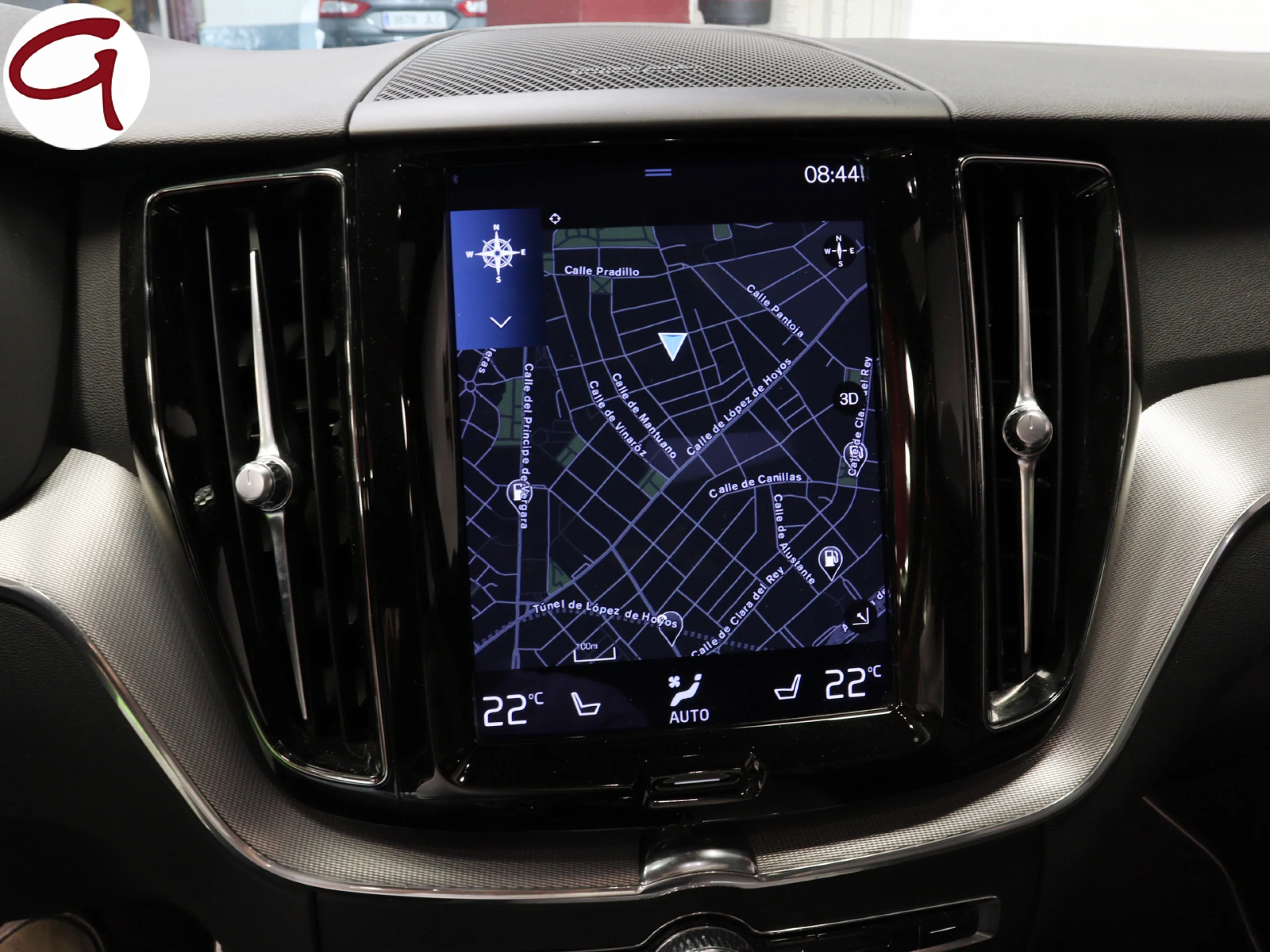 Volvo XC60 T6 Recharge R-Design AWD Auto 250 kW (340 CV) - Foto 21