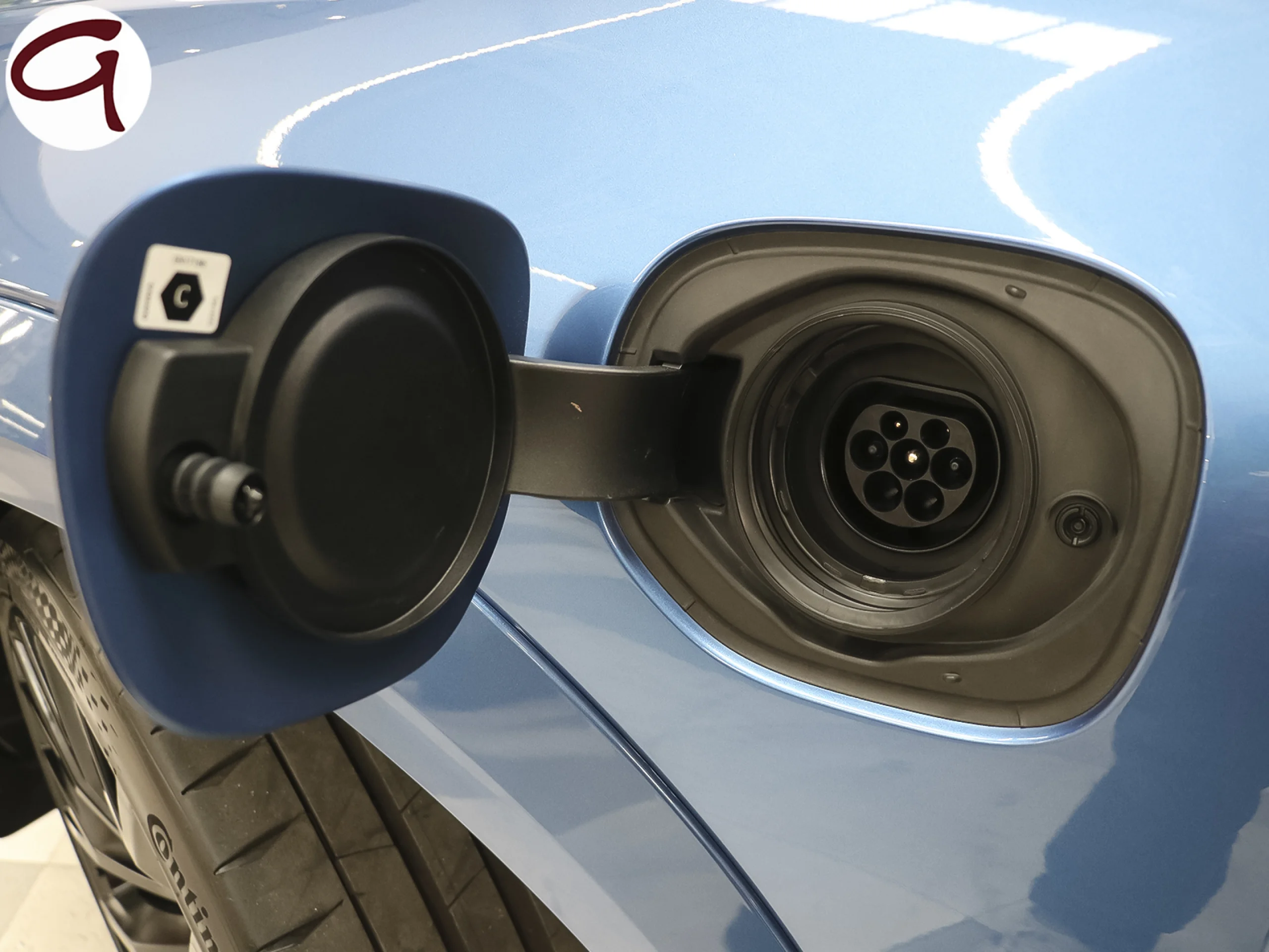 Volvo XC60 T6 Recharge R-Design AWD Auto 250 kW (340 CV) - Foto 34