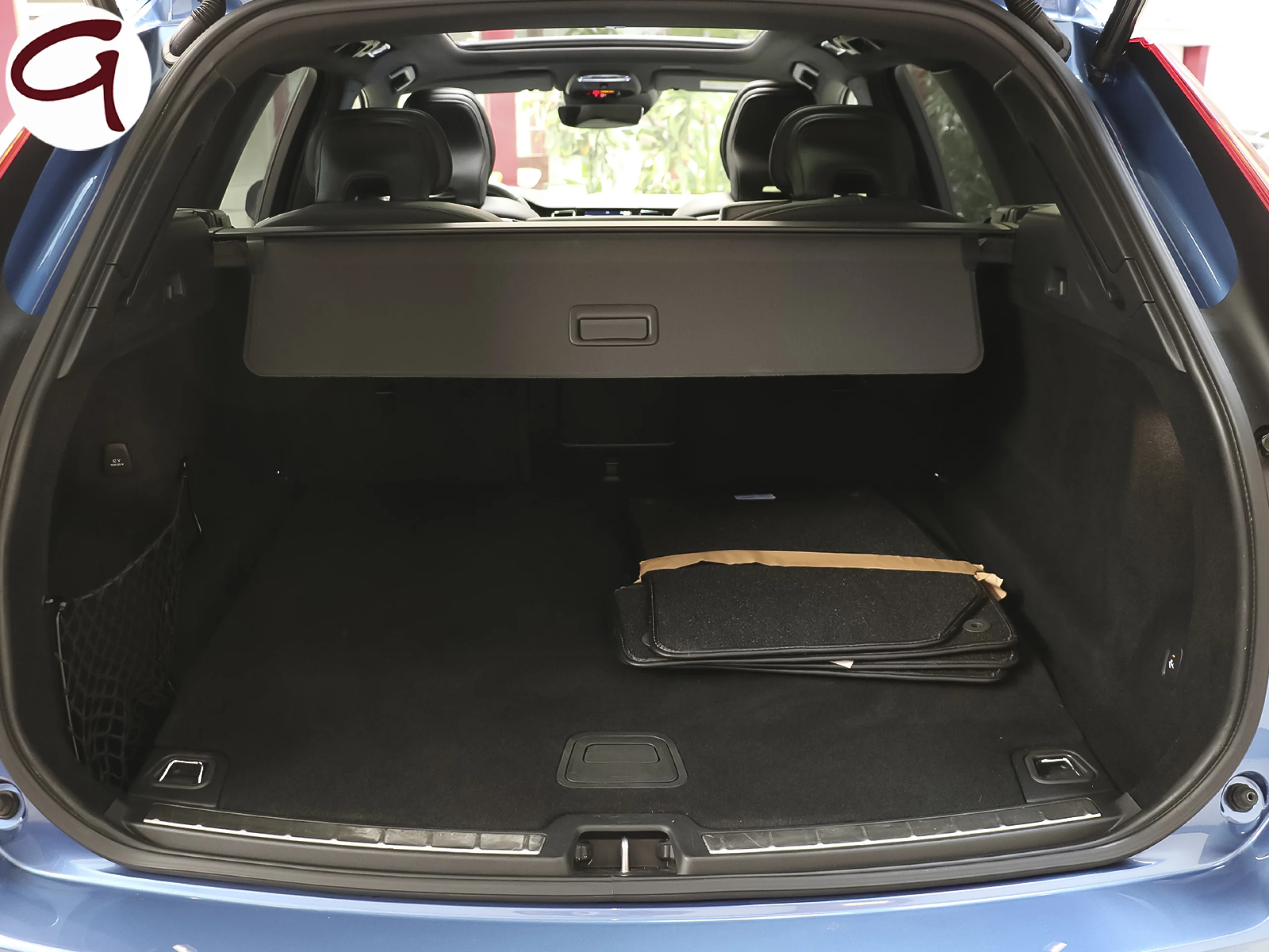 Volvo XC60 T6 Recharge R-Design AWD Auto 250 kW (340 CV) - Foto 37