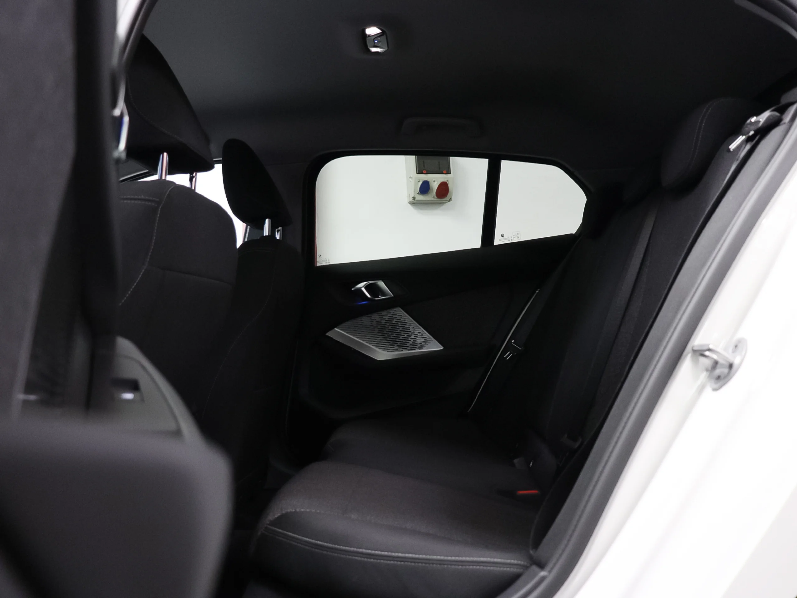 BMW Serie 1 116i 90 kW (122 CV) - Foto 8