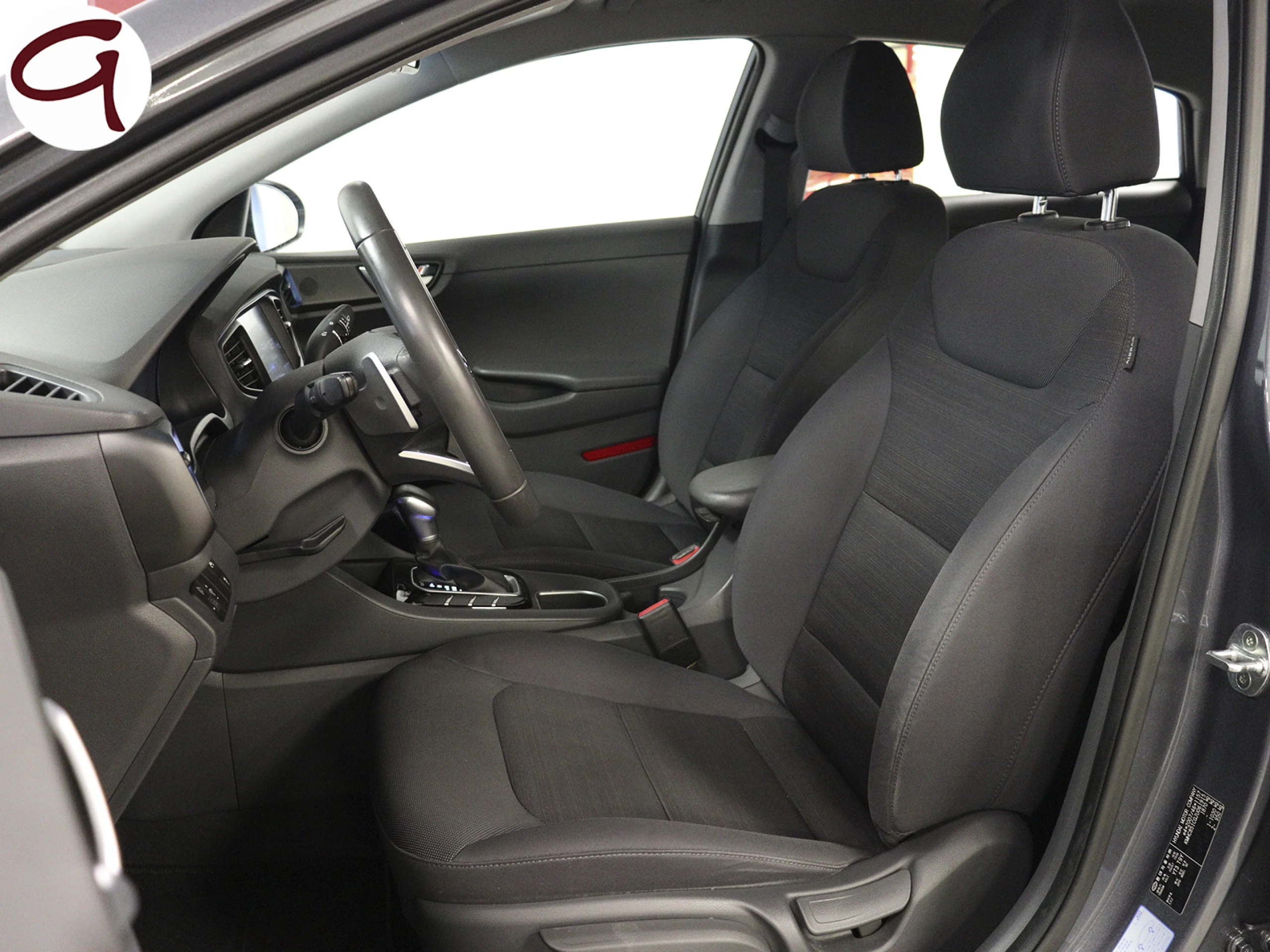 Hyundai Ioniq 1.6 GDI HEV Tecno DCT 104 kW (141 CV) - Foto 6