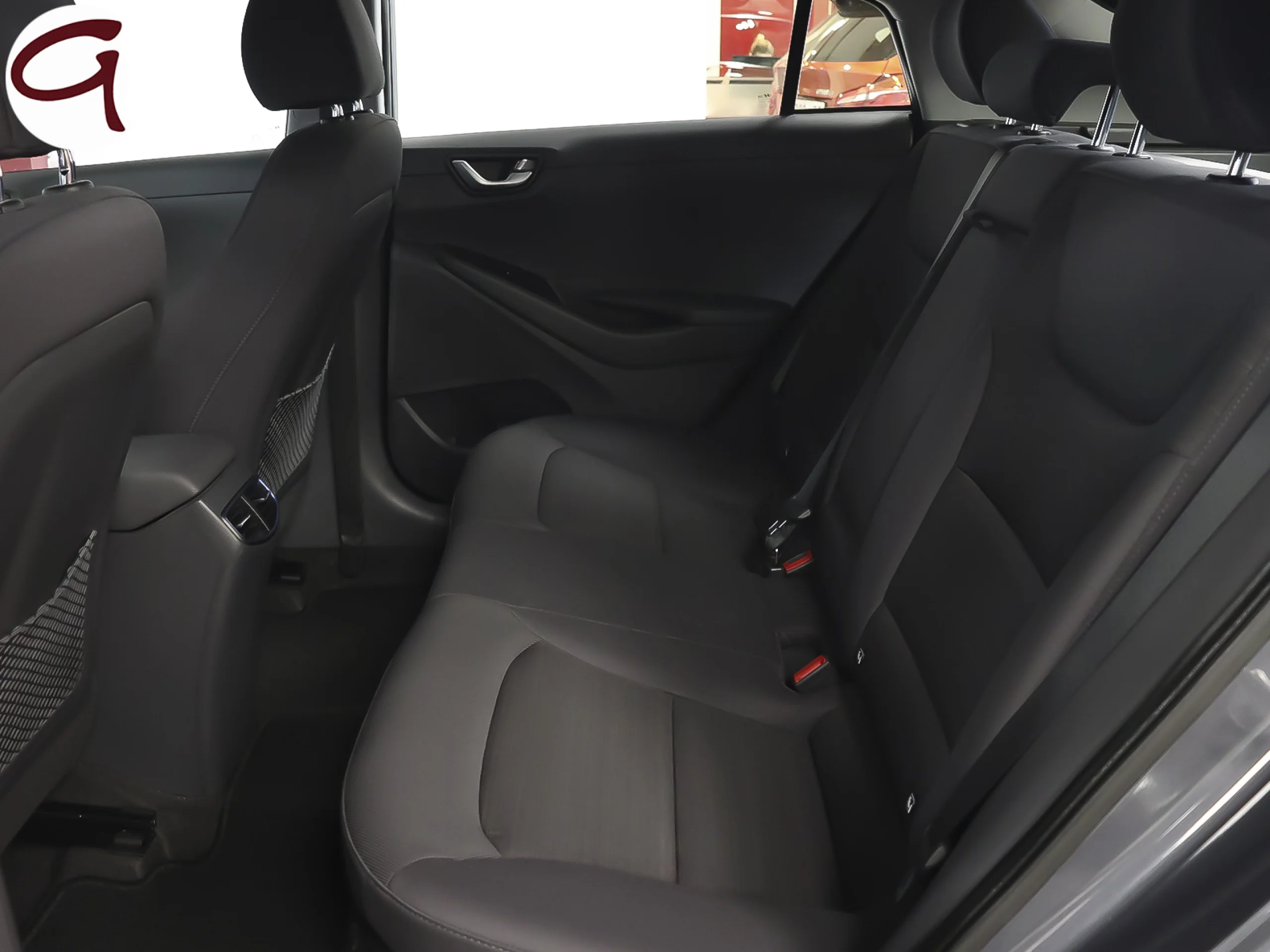 Hyundai Ioniq 1.6 GDI HEV Tecno DCT 104 kW (141 CV) - Foto 7