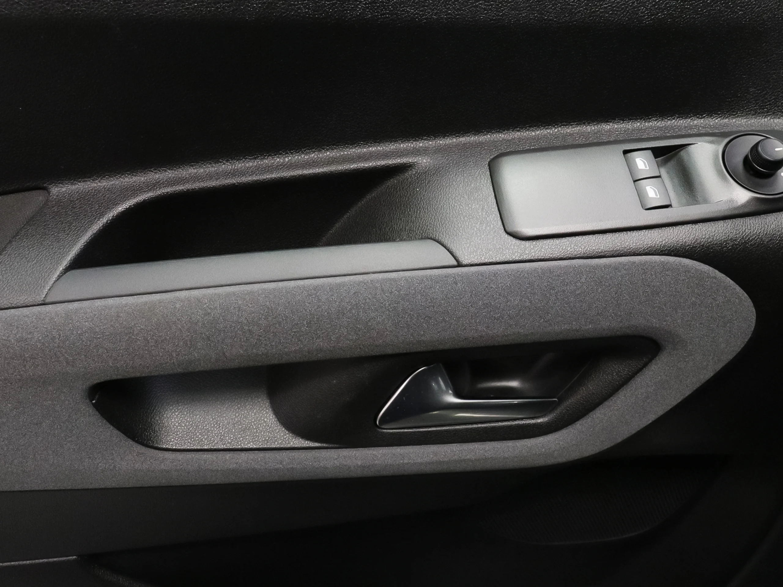 Peugeot E-Rifter Allure Standard 100 kW (136 CV) - Foto 11