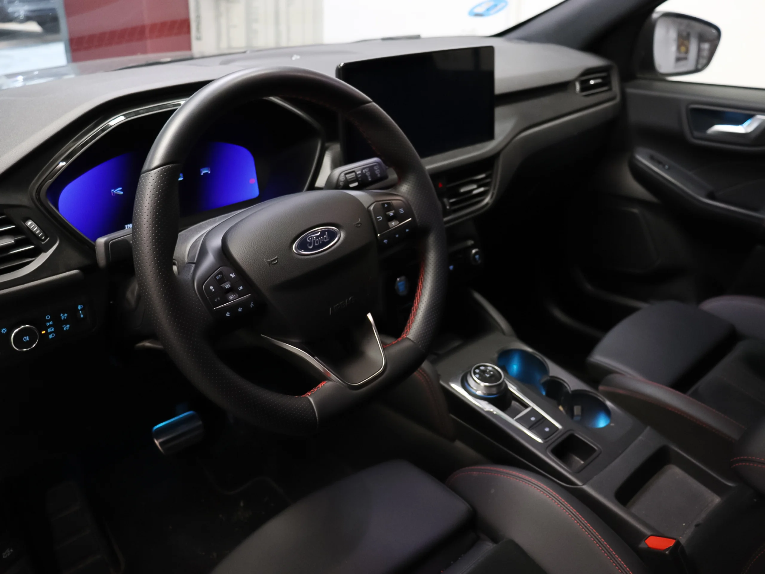 Ford Kuga 2.5 Duratec PHEV ST-Line X Auto 178 kW (243 CV) - Foto 4