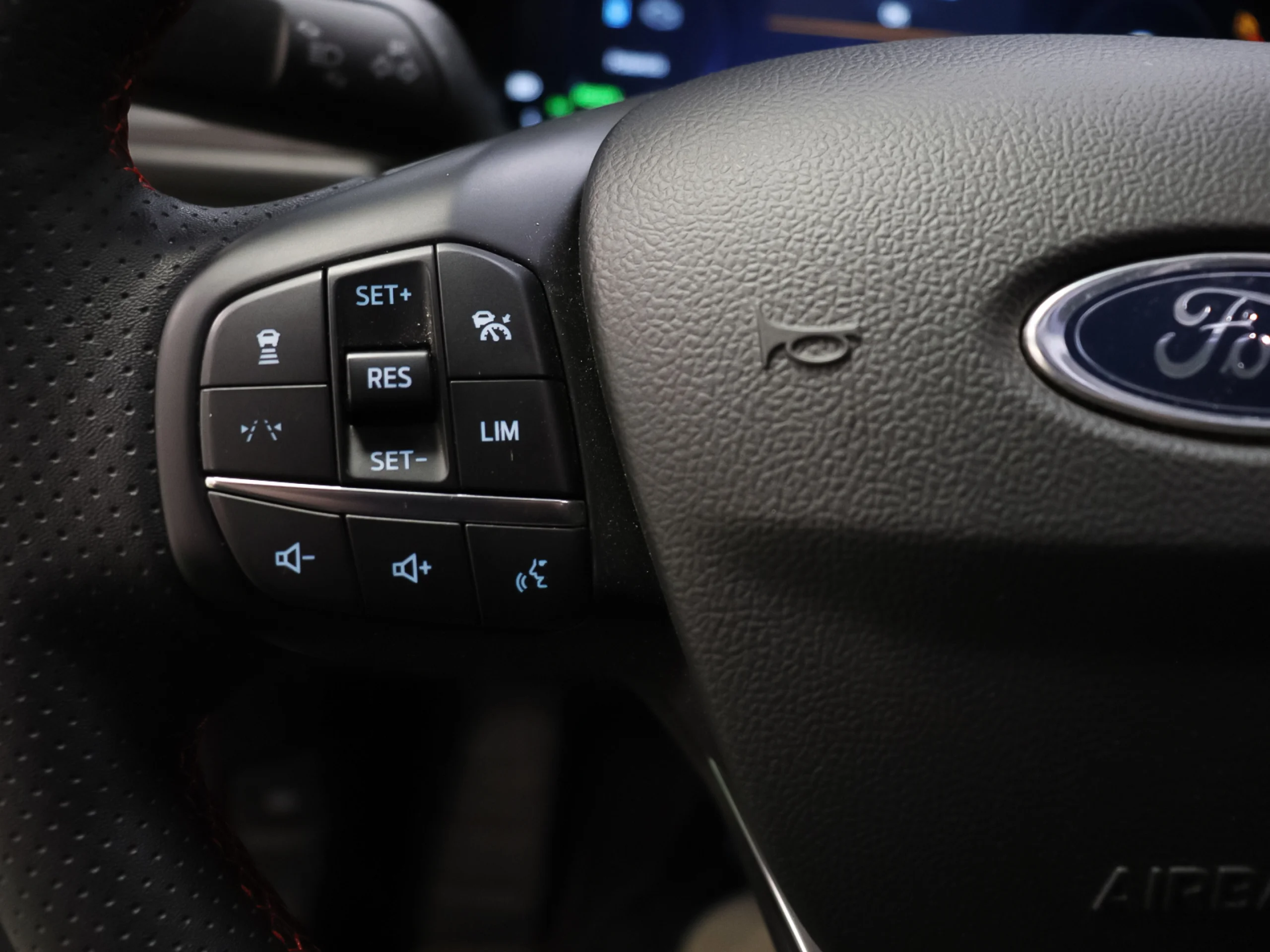 Ford Kuga 2.5 Duratec PHEV ST-Line X Auto 178 kW (243 CV) - Foto 9