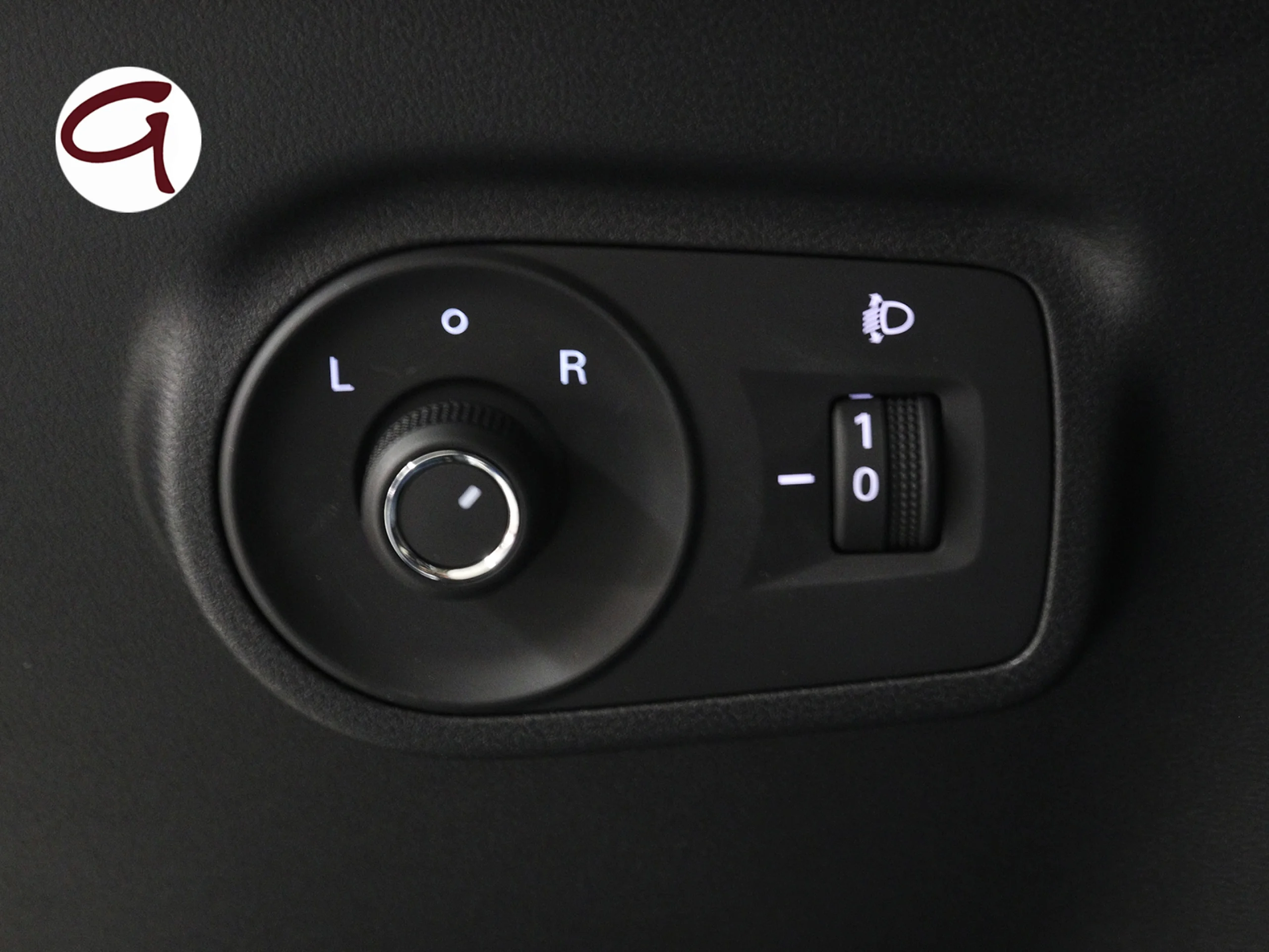 MG ZS 1.5 Hybrid+ Standard 145 kW (197 CV) - Foto 11