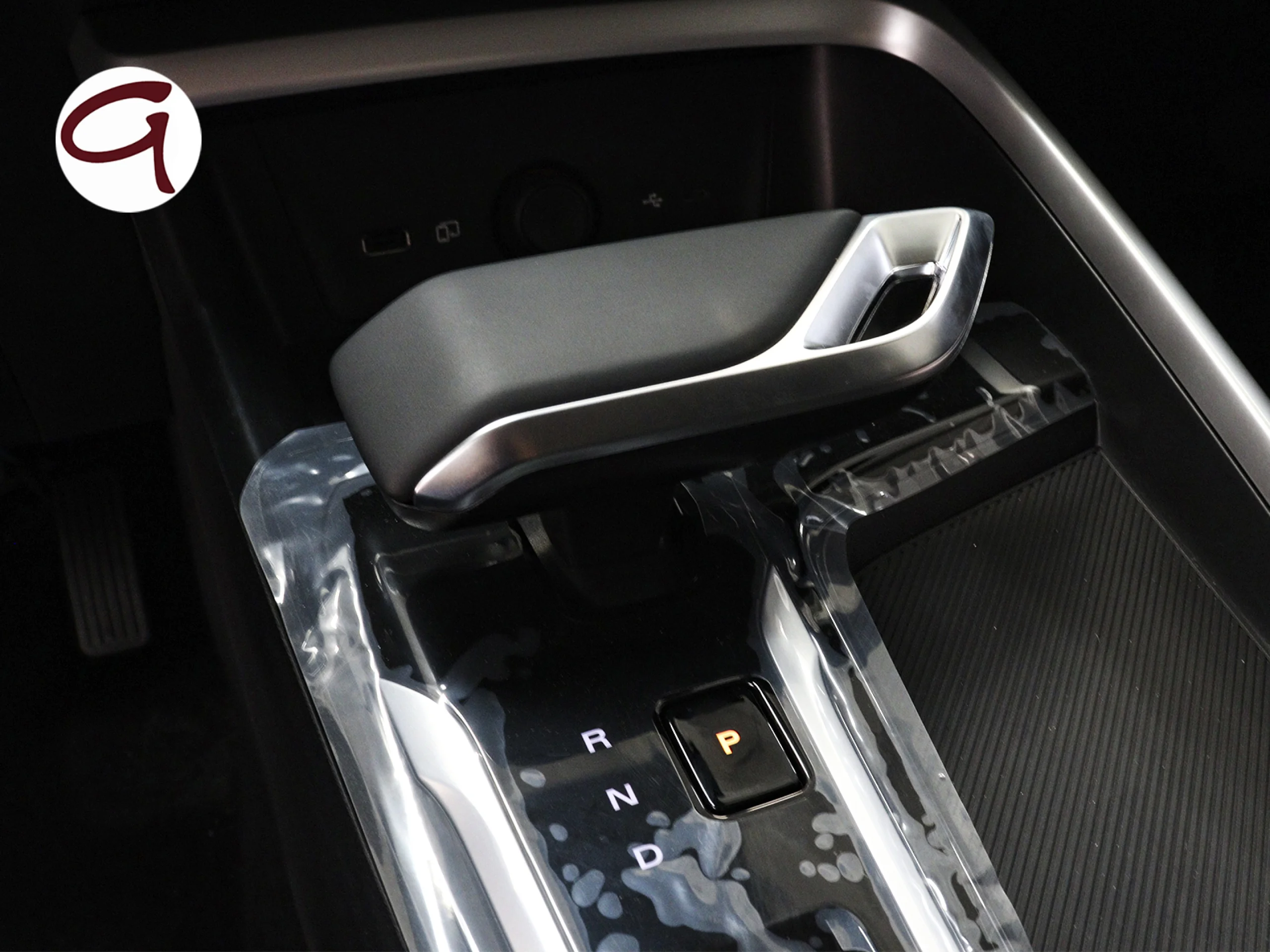 MG ZS 1.5 Hybrid+ Standard 145 kW (197 CV) - Foto 24