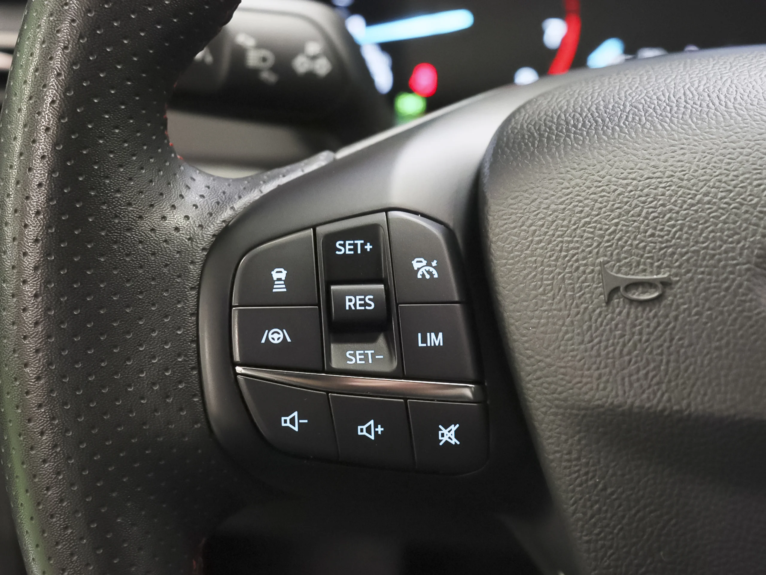 Ford Focus 1.0 Ecoboost MHEV ST-Line Auto 114 kW (155 CV) - Foto 10