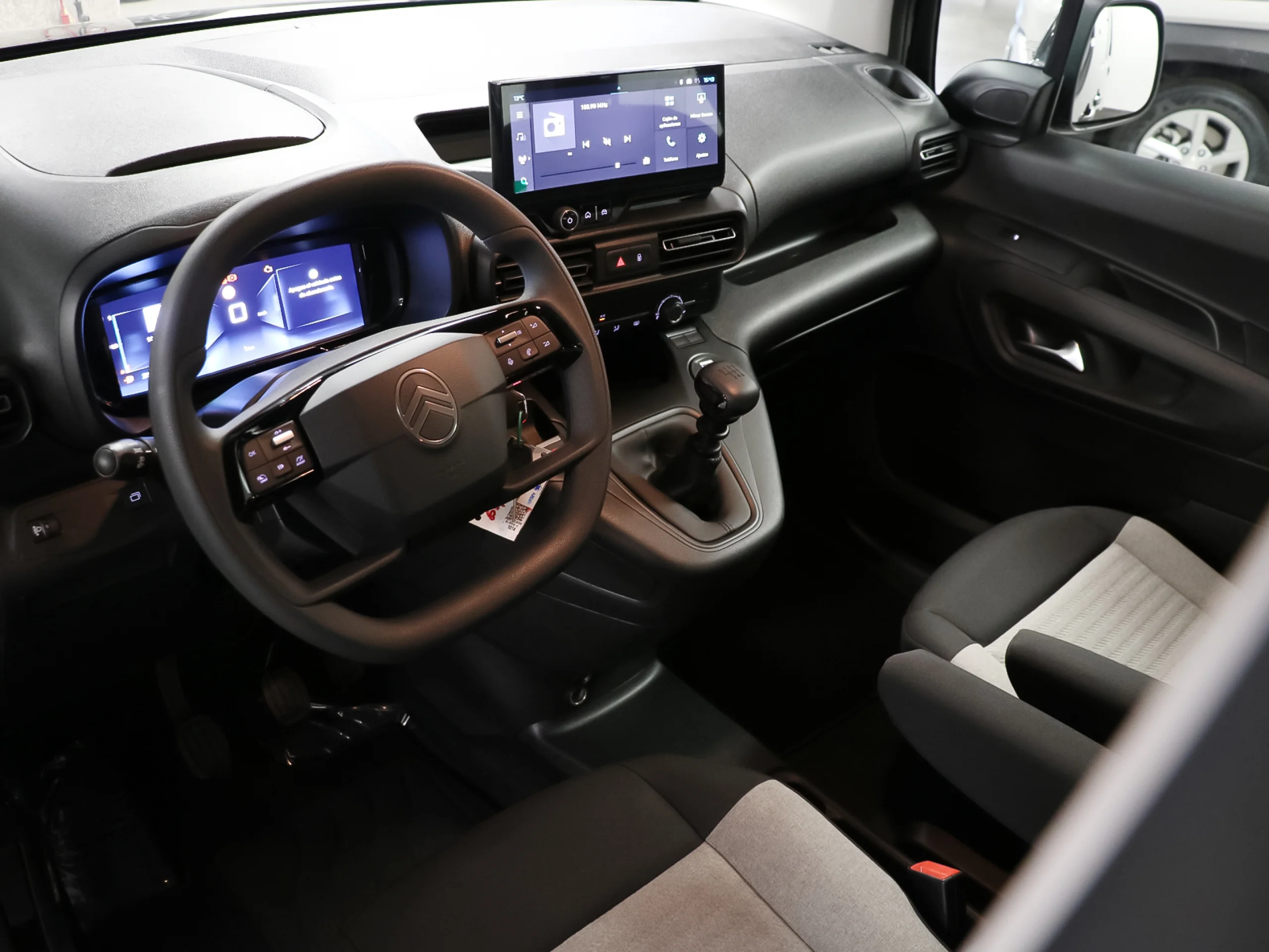 Citroen Berlingo BlueHDi 100 S&S Plus Talla XL 75 kW (102 CV) - Foto 3