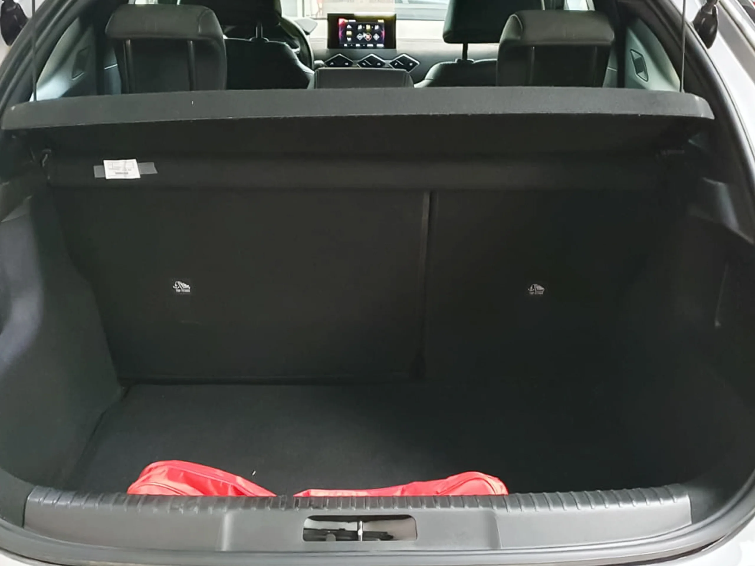 DS DS3 Crossback Performance Line PureTech Auto 96 kW (130 CV) - Foto 19