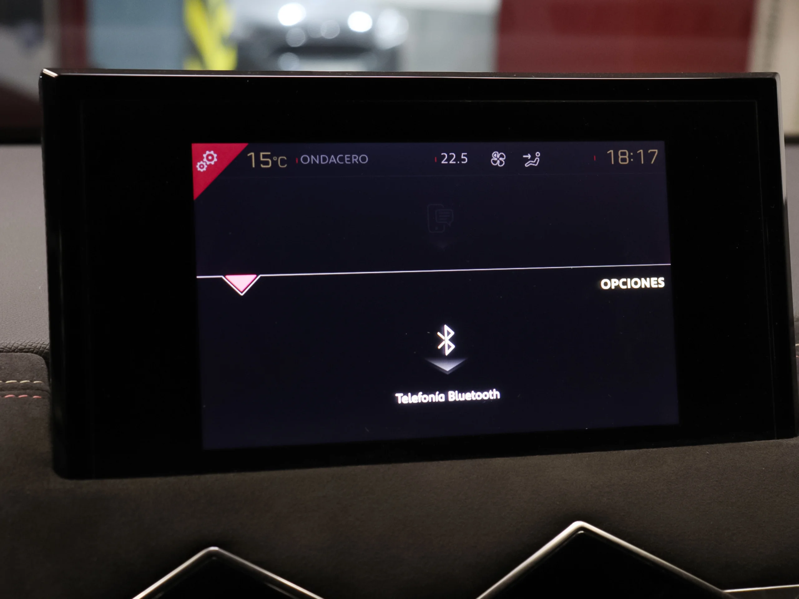 DS DS3 Crossback Performance Line PureTech Auto 96 kW (130 CV) - Foto 19