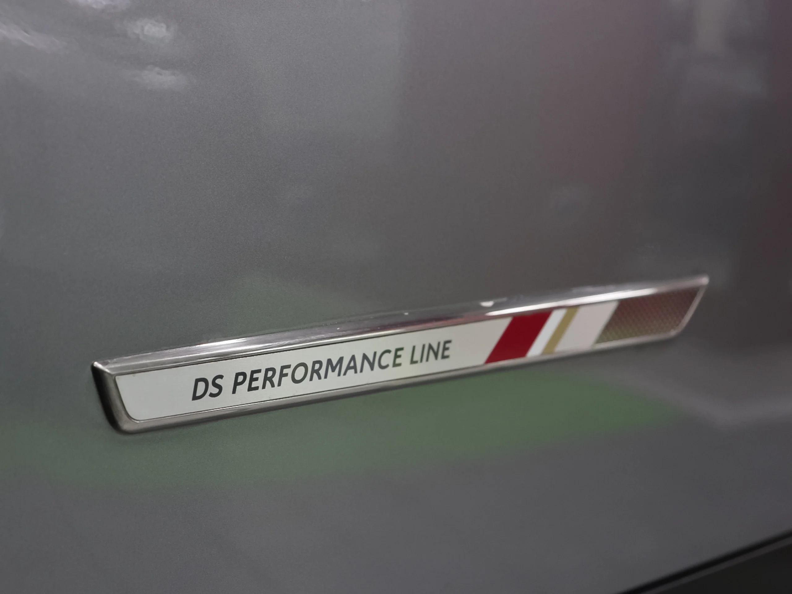 DS DS3 Crossback Performance Line PureTech Auto 96 kW (130 CV) - Foto 29