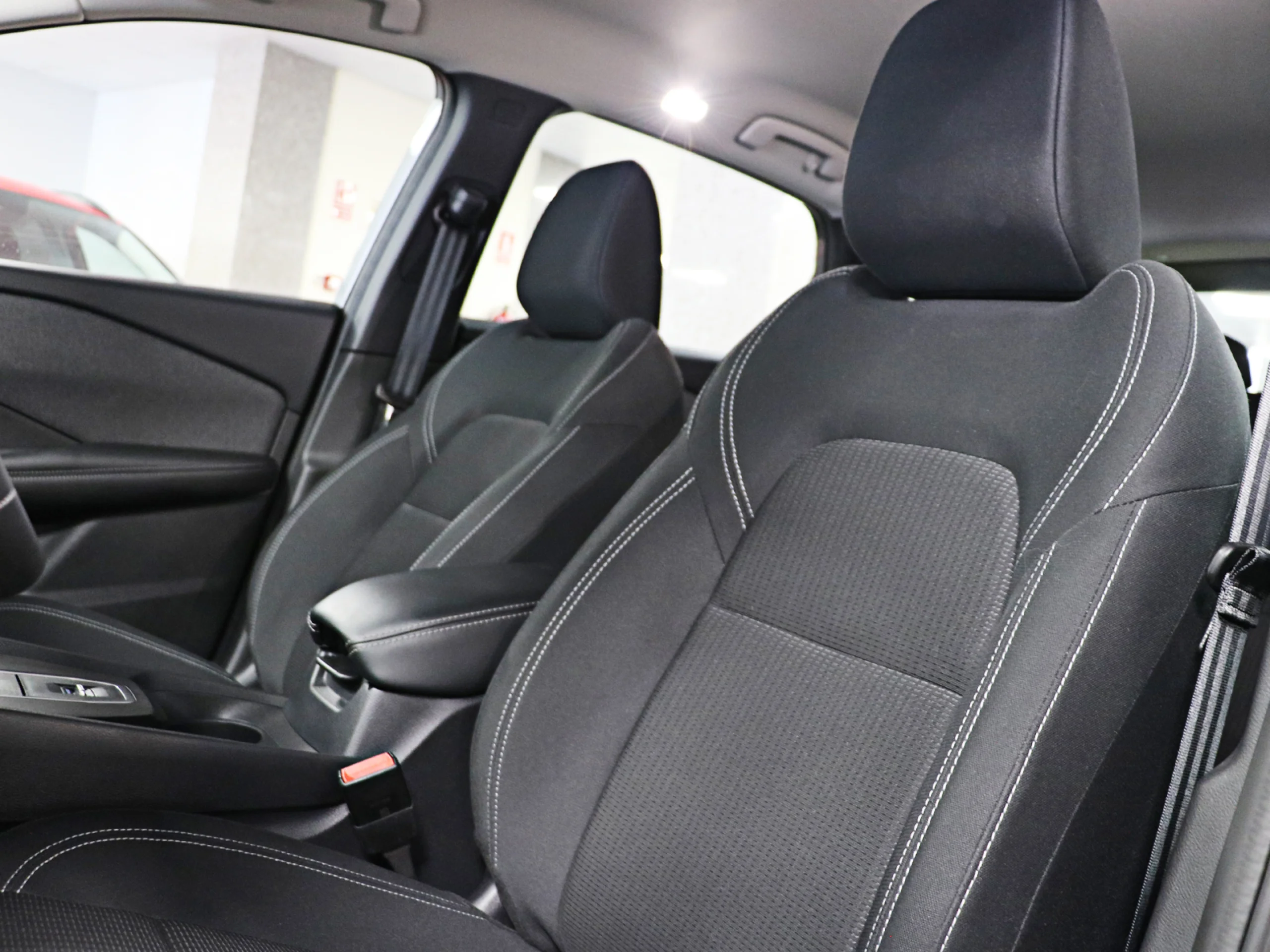 Nissan Qashqai DIG-T 158 mHEV Acenta CVT 116 kW (158 CV) - Foto 8