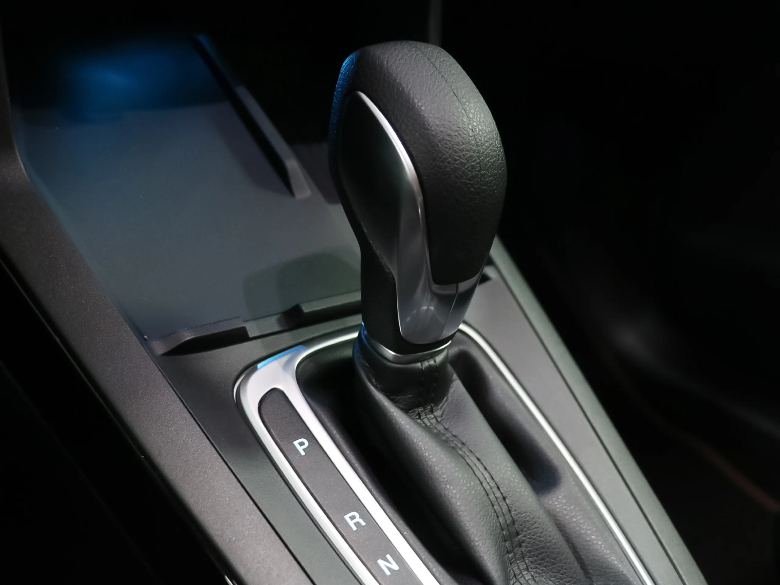 Ford Puma 1.0 EcoBoost MHEV ST-Line Auto 92 kW (125 CV) - Foto 31