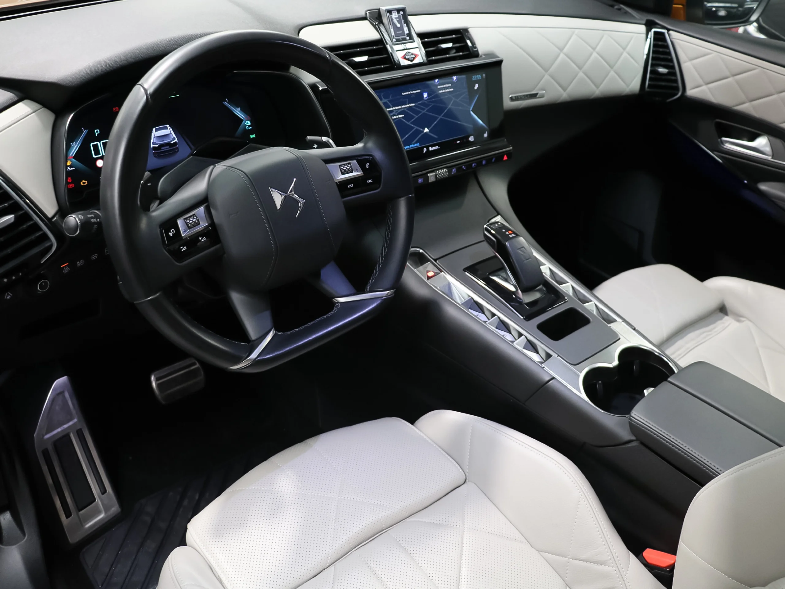 DS DS7 Crossback E-Tense 300 Grand Chic 4WD Auto 221 kW (300 CV) - Foto 3