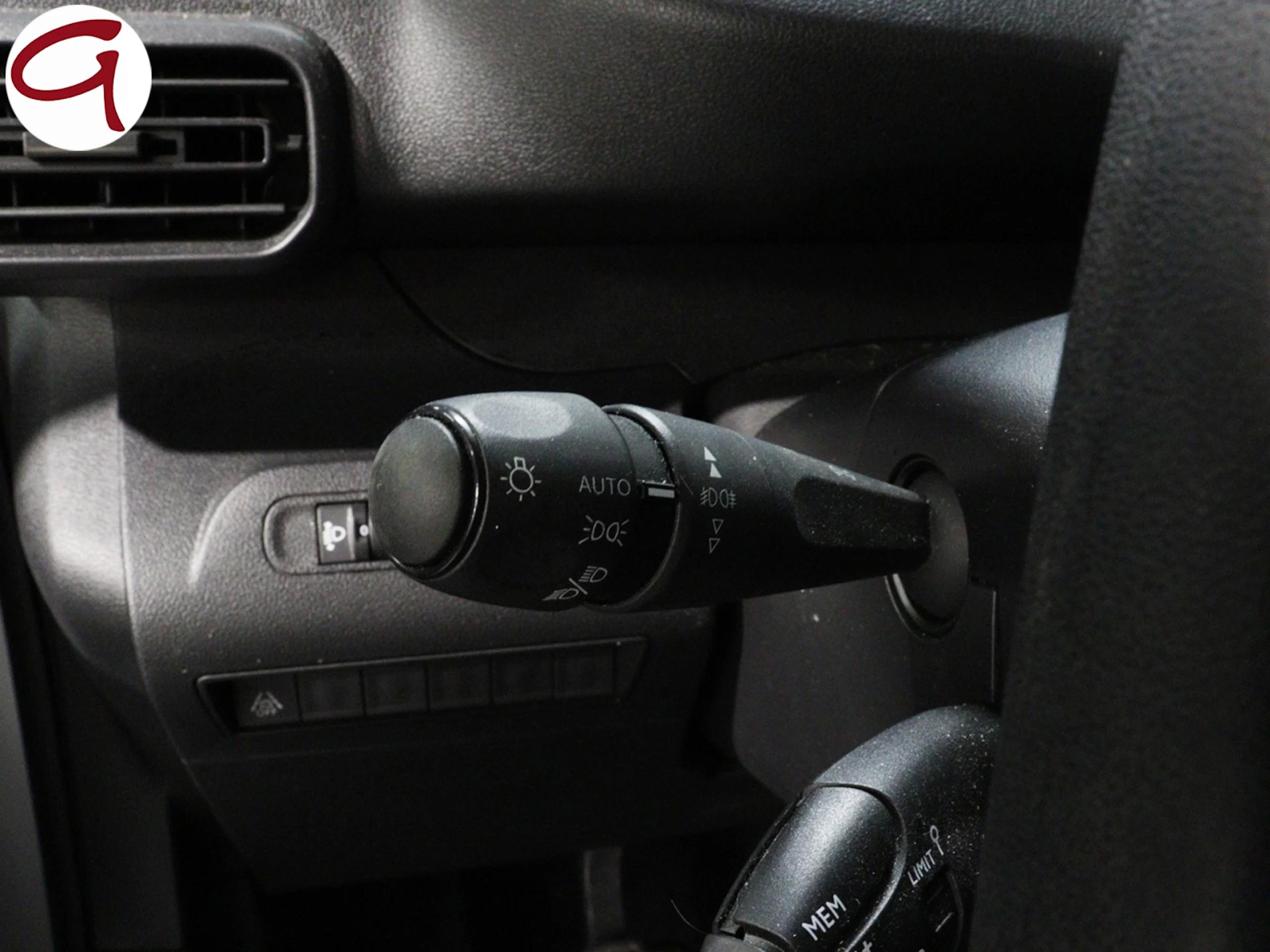 Peugeot Rifter Active Pack Business Standard BlueHDi 73 kW (100 CV) - Foto 11