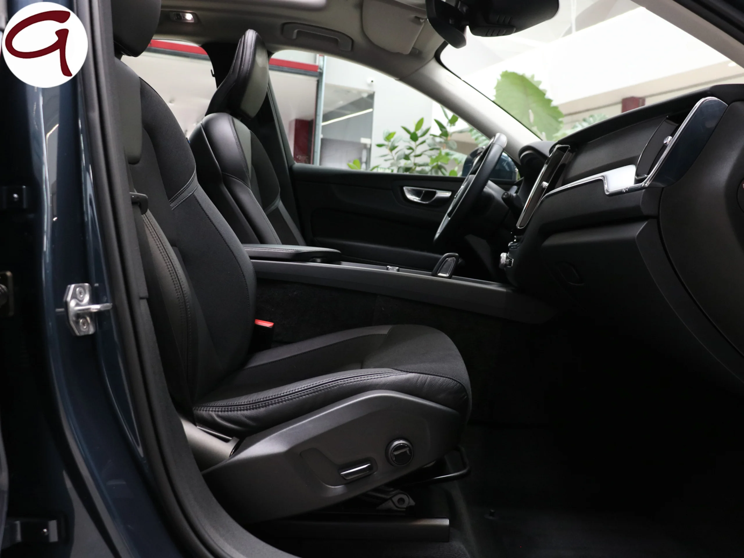 Volvo XC60 T6 Recharge Inscription AWD Auto 250 kW (340 CV) - Foto 6