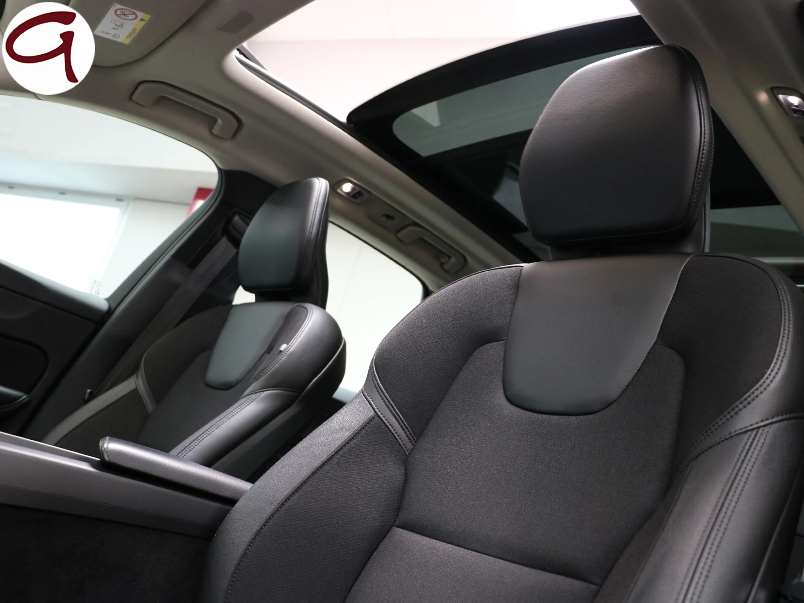 Volvo XC60 T6 Recharge Inscription AWD Auto 250 kW (340 CV) - Foto 9