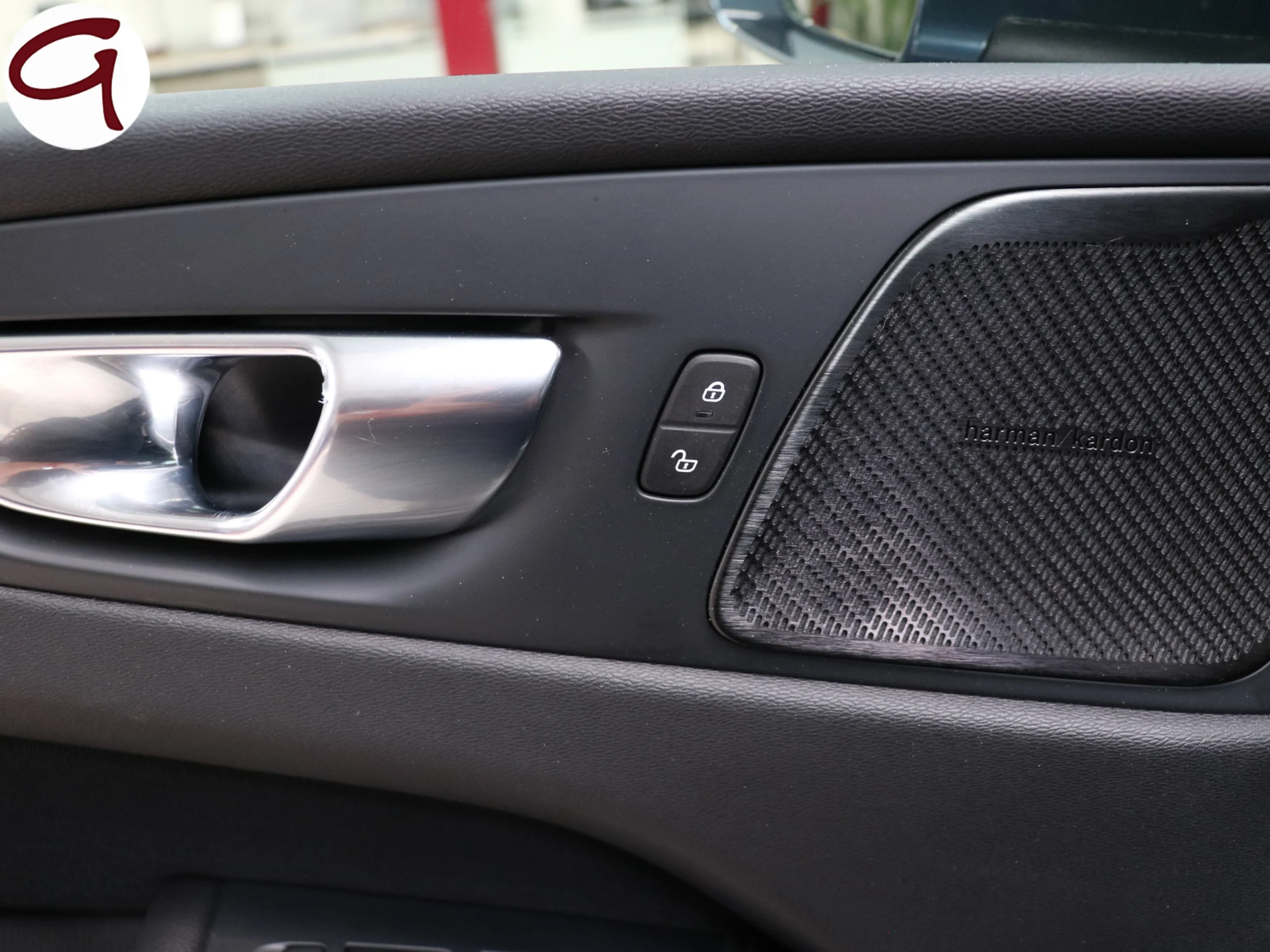 Volvo XC60 T6 Recharge Inscription AWD Auto 250 kW (340 CV) - Foto 30