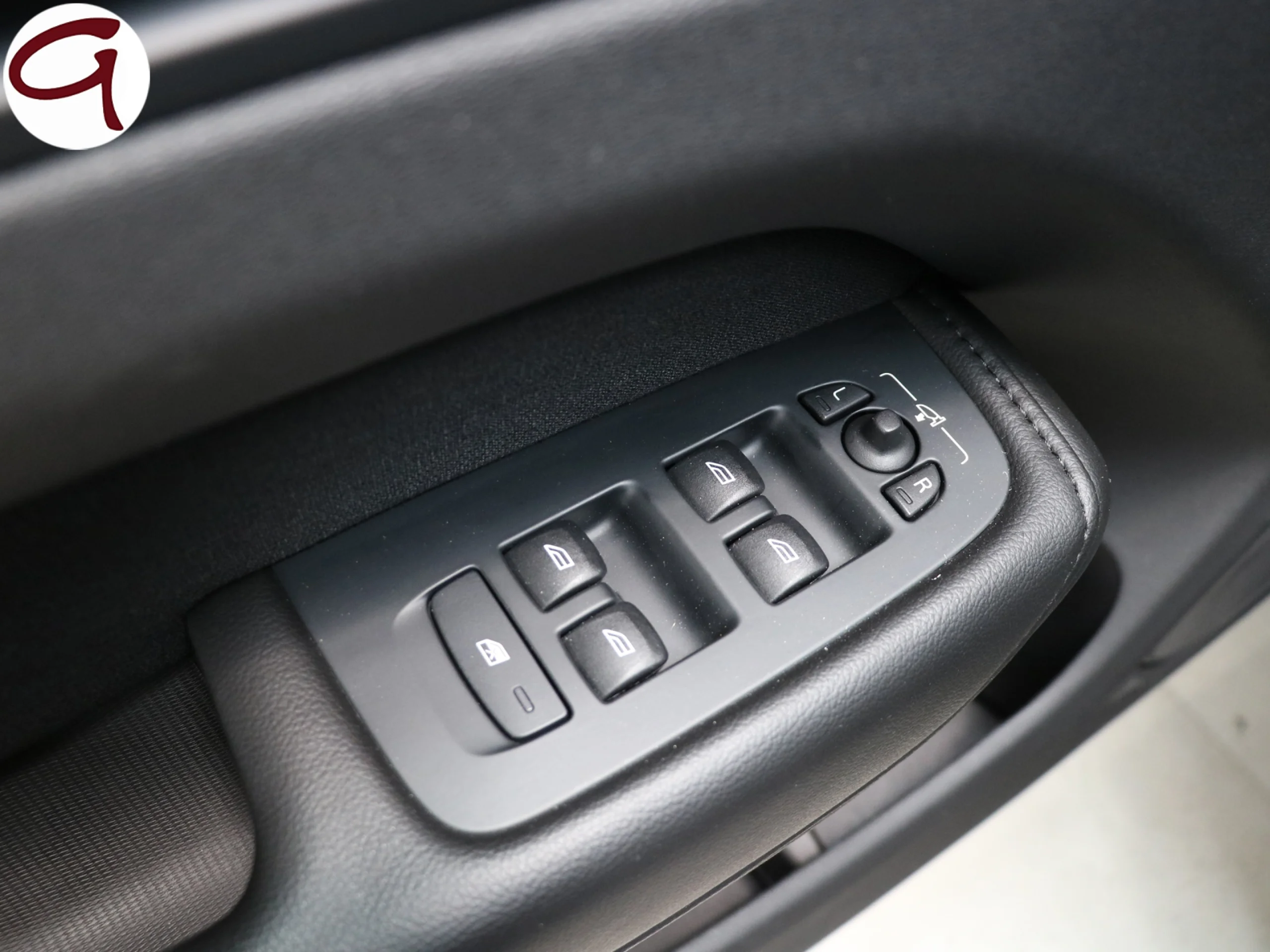 Volvo XC60 T6 Recharge Inscription AWD Auto 250 kW (340 CV) - Foto 32