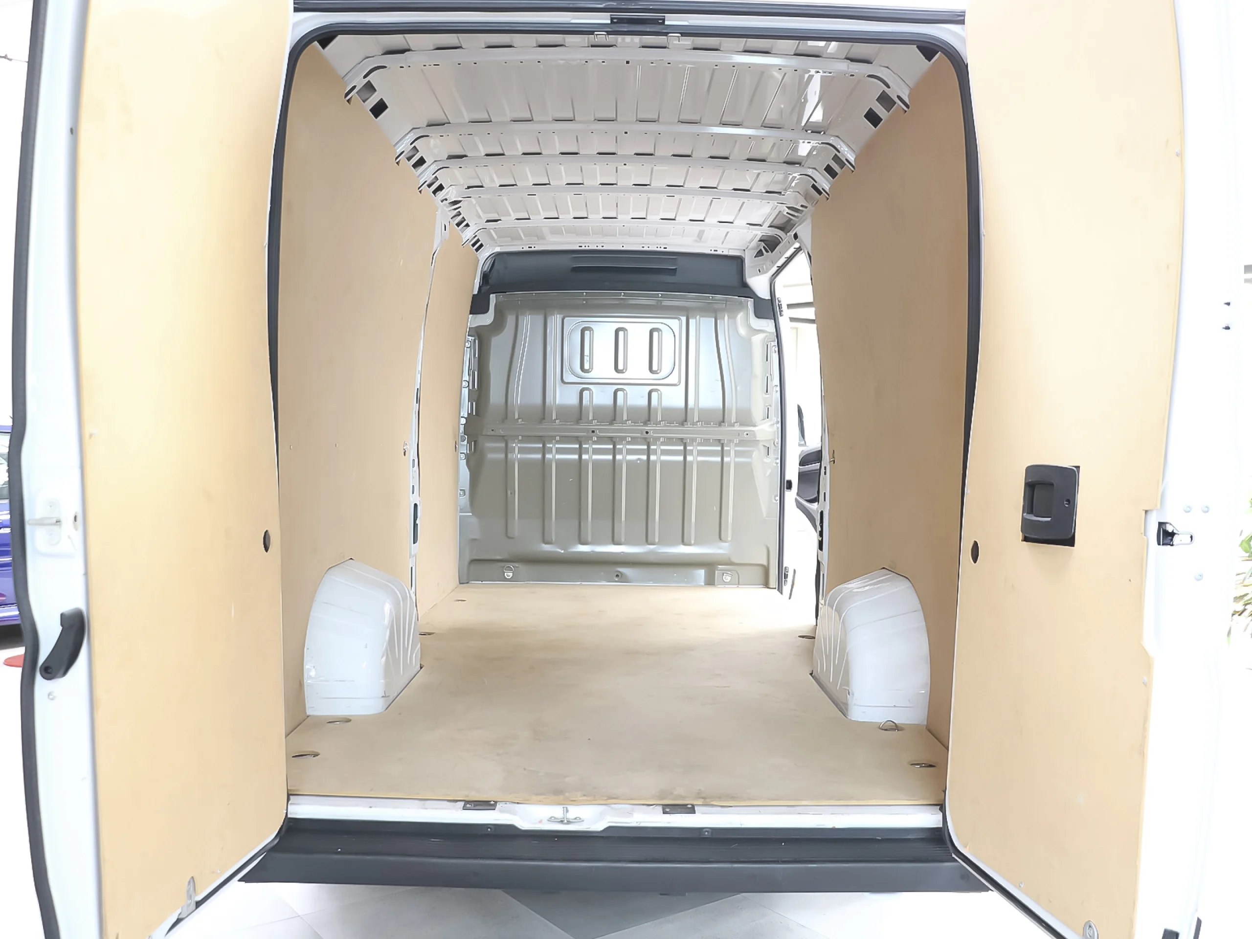 Fiat Ducato Furgon 2.2 Multijet Heavy 35 L4H2 103 kW (140 CV) - Foto 23