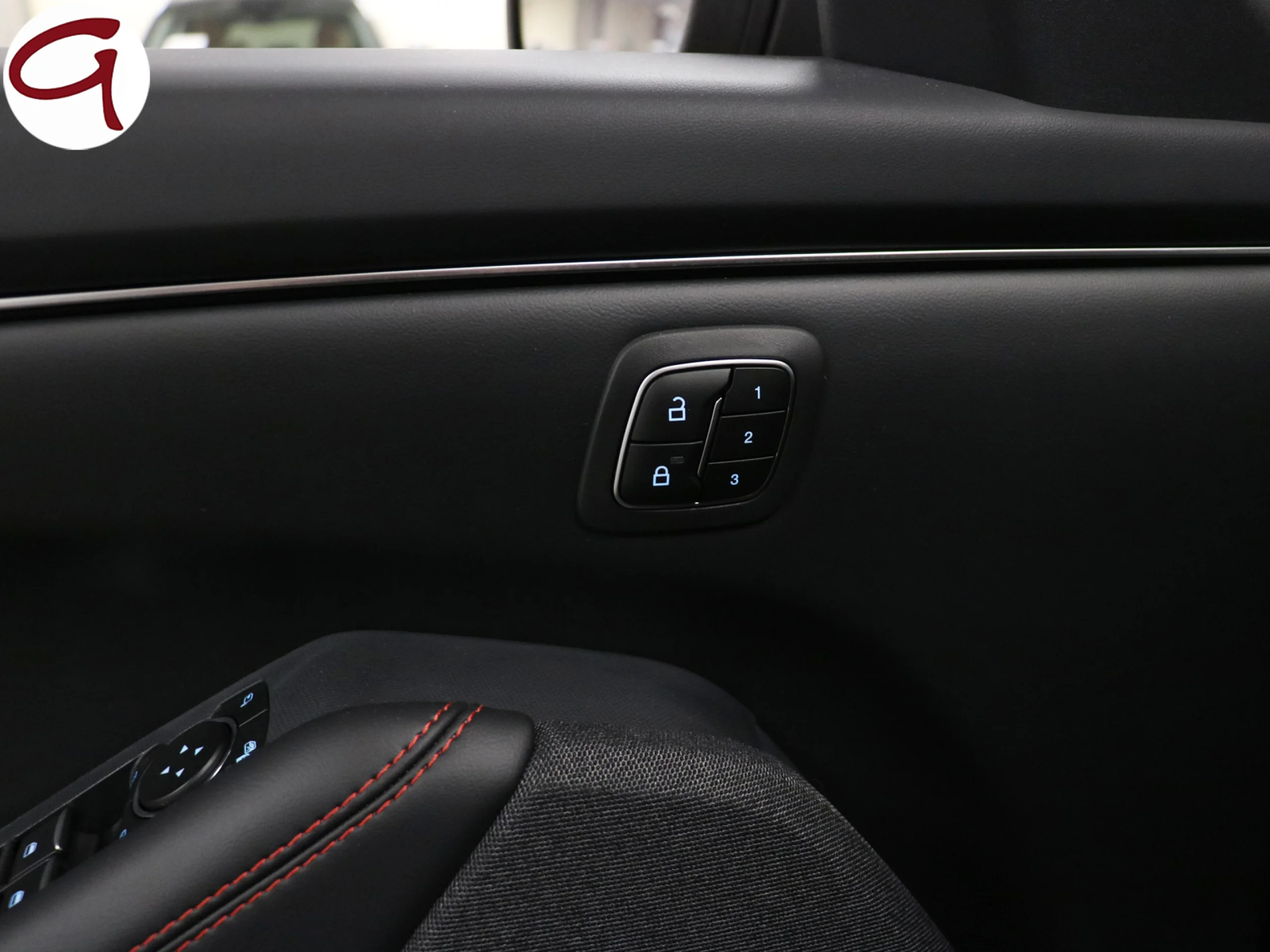 Ford Mustang Mach-E AWD Batería 98.8Kwh 258 kW (351 CV) - Foto 36