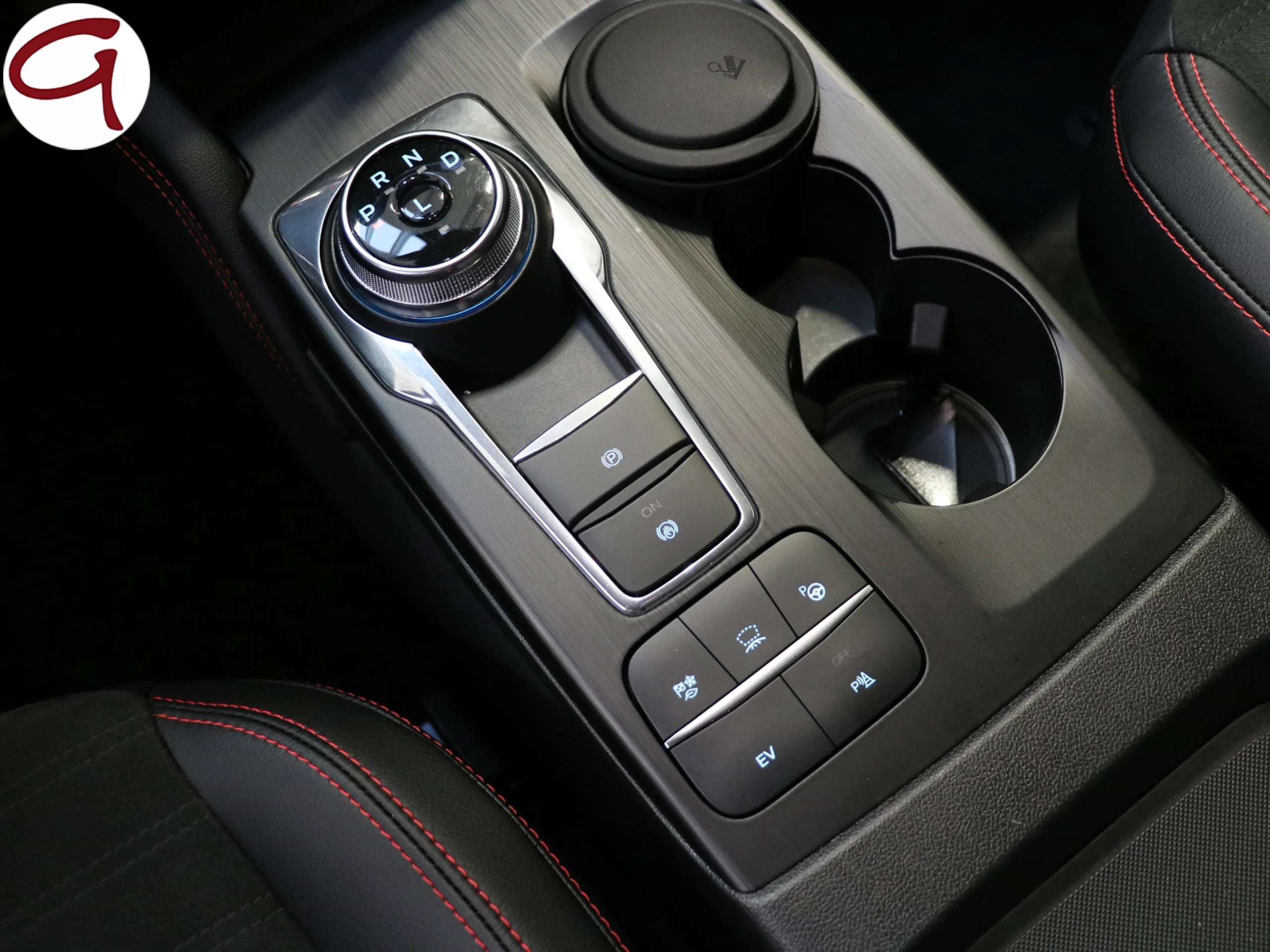 Ford Kuga 2.5 Duratec PHEV ST-Line X Auto 165 kW (225 CV) - Foto 26