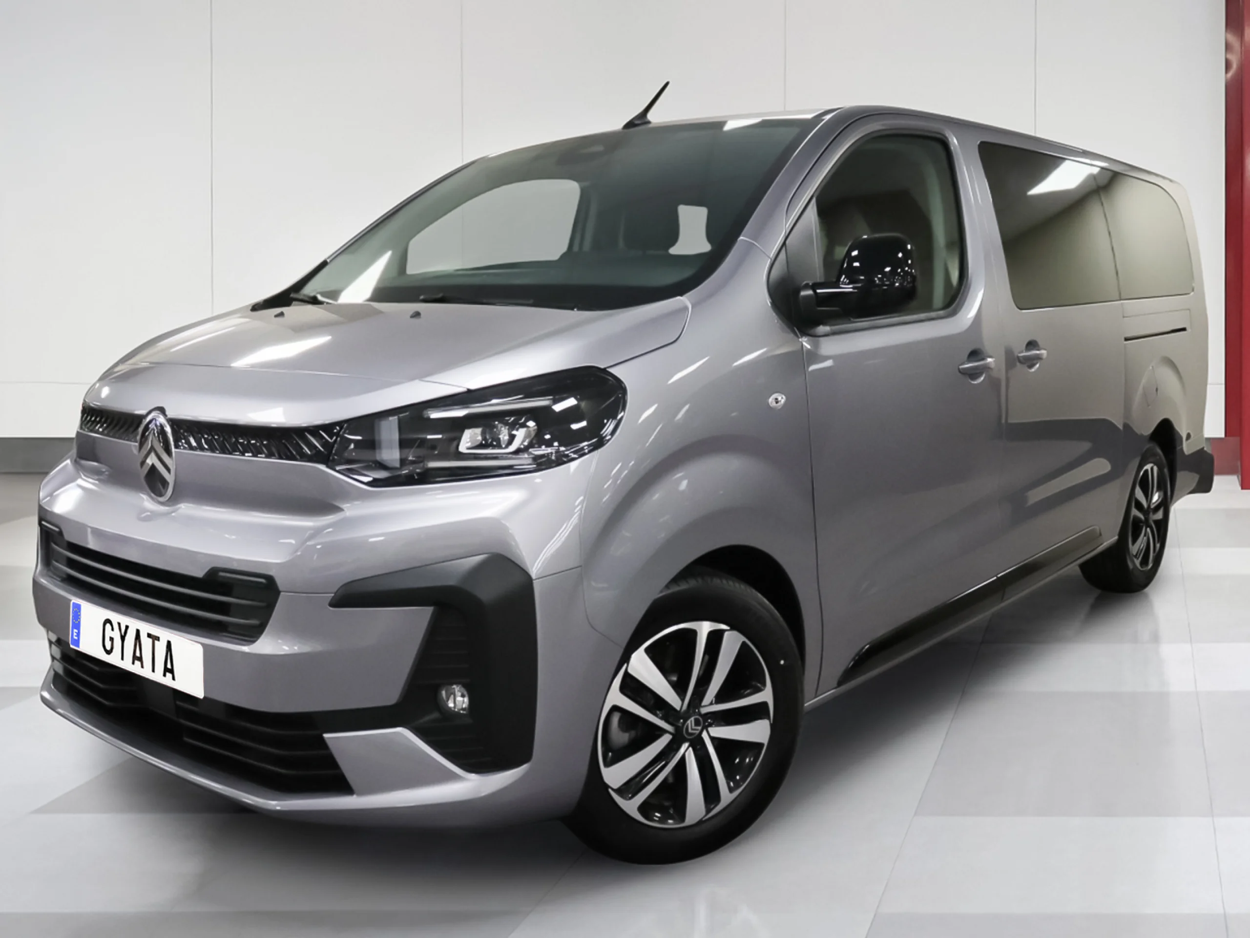Citroen Spacetourer BlueHDi 180 S&S Talla M Plus EAT8 132 kW (180 CV) - Foto 2