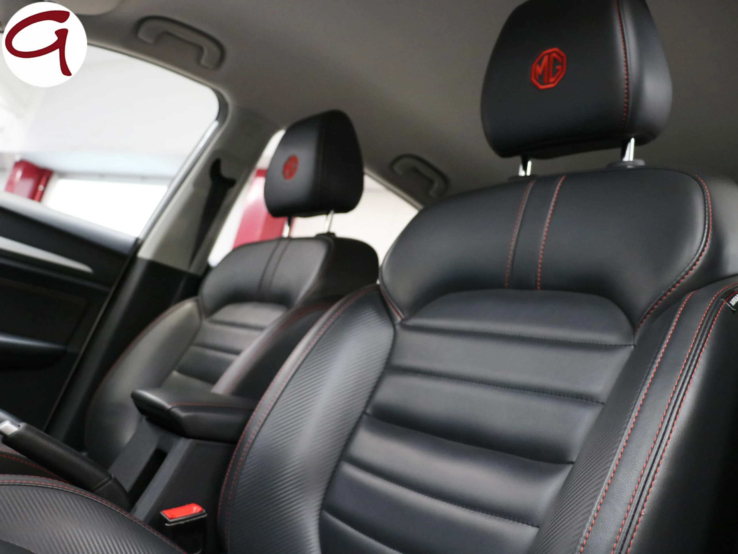 MG ZS 1.5 Luxury 78 kW (106 CV) - Foto 9