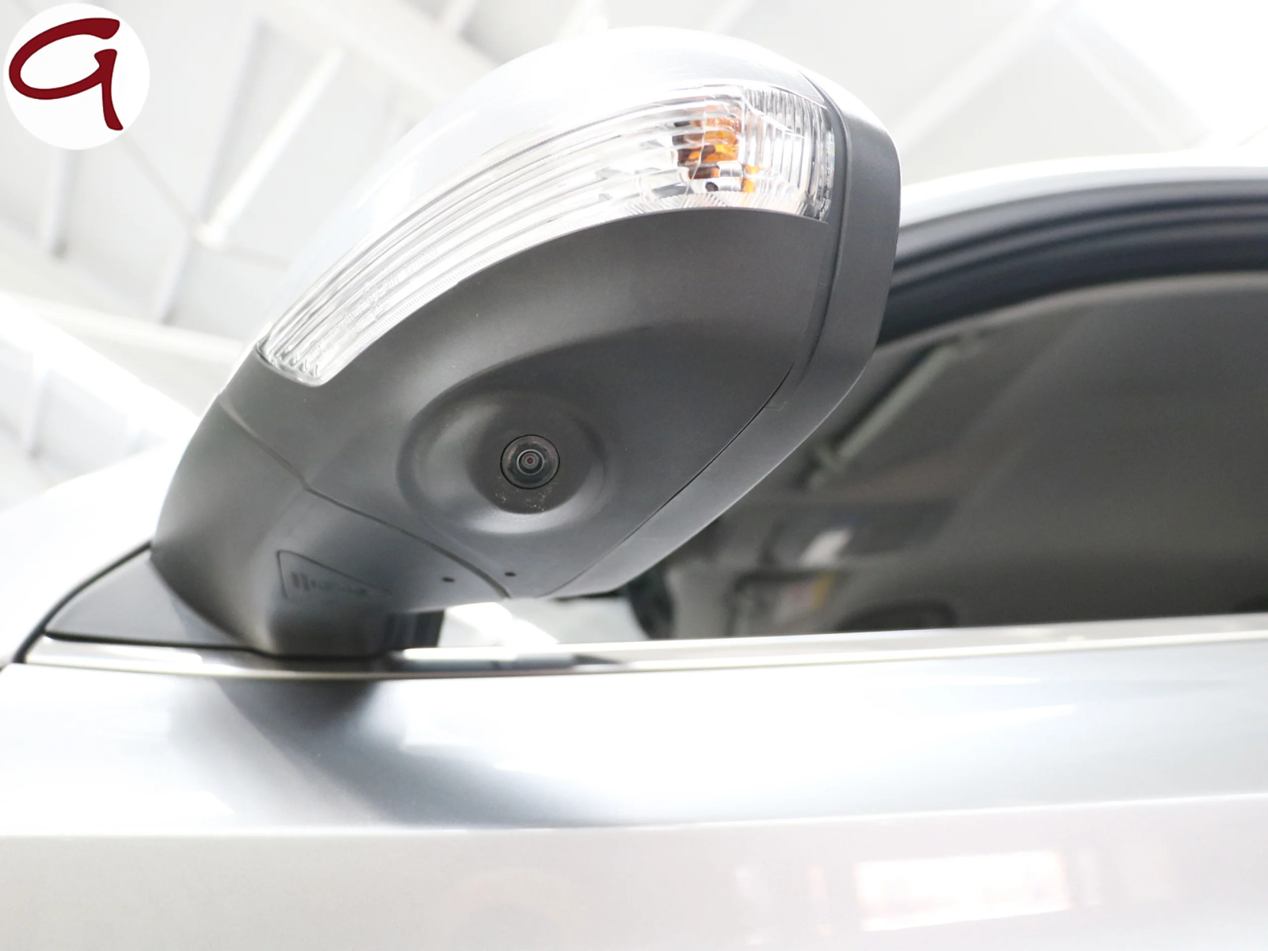 MG ZS 1.5 Luxury 78 kW (106 CV) - Foto 40