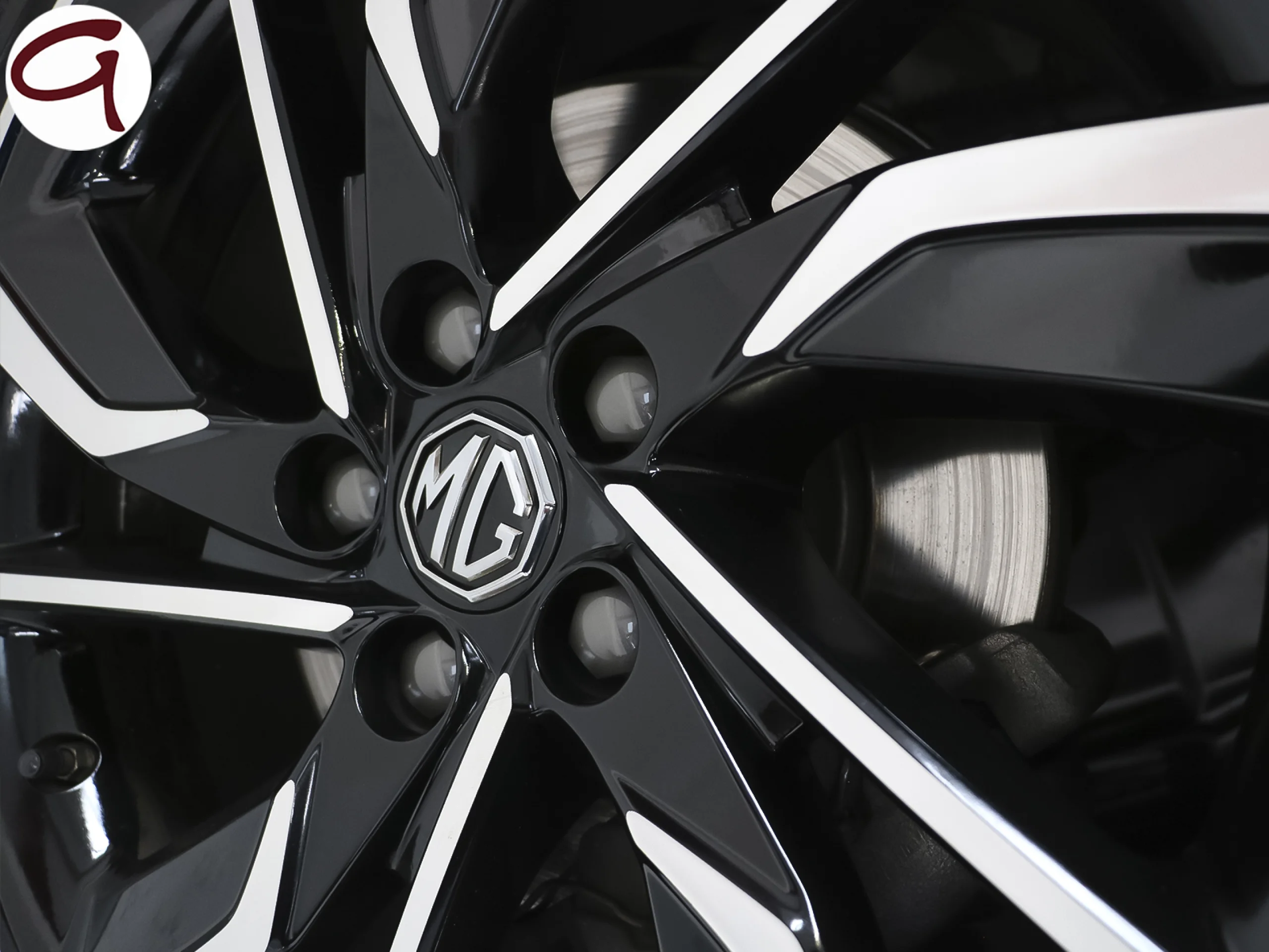 MG ZS 1.5 Luxury 78 kW (106 CV) - Foto 42