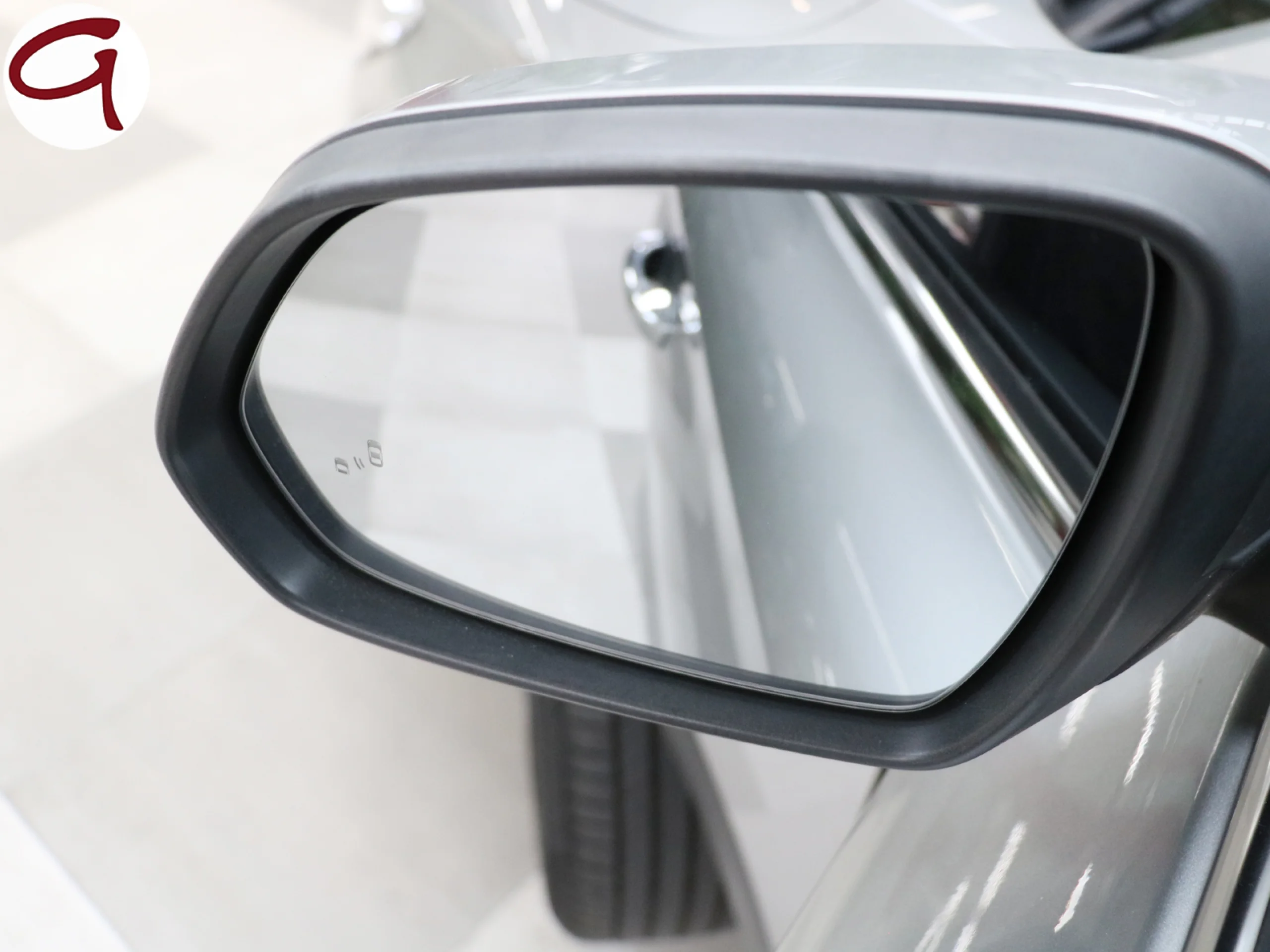 MG ZS 1.5 Luxury 78 kW (106 CV) - Foto 39