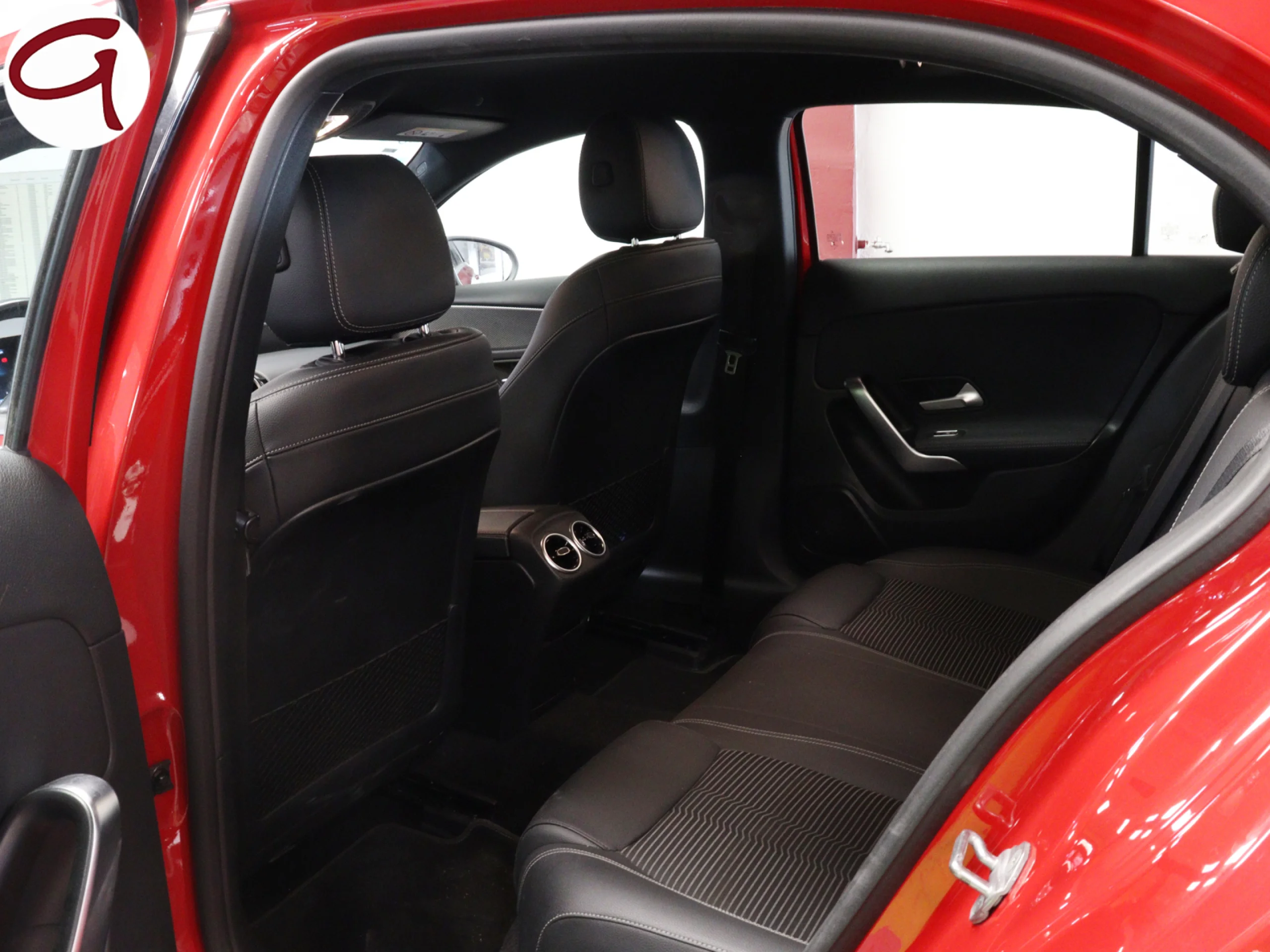 Mercedes-Benz Clase A 180 d 85 kW (116 CV) - Foto 7