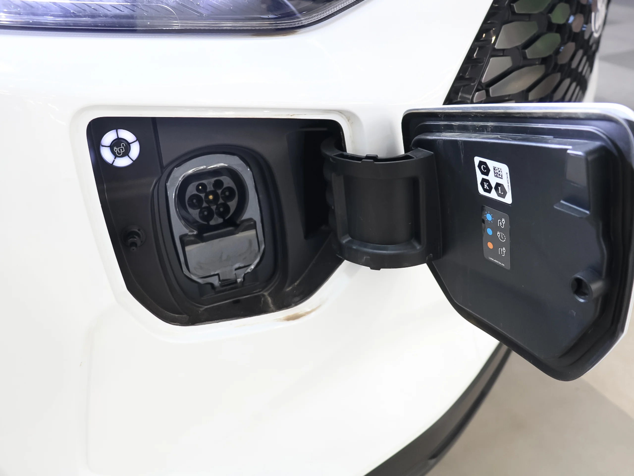 Ford Transit Custom Furgon BEV 320 L2 Trend 64kWh 100 kW (136 CV) - Foto 38