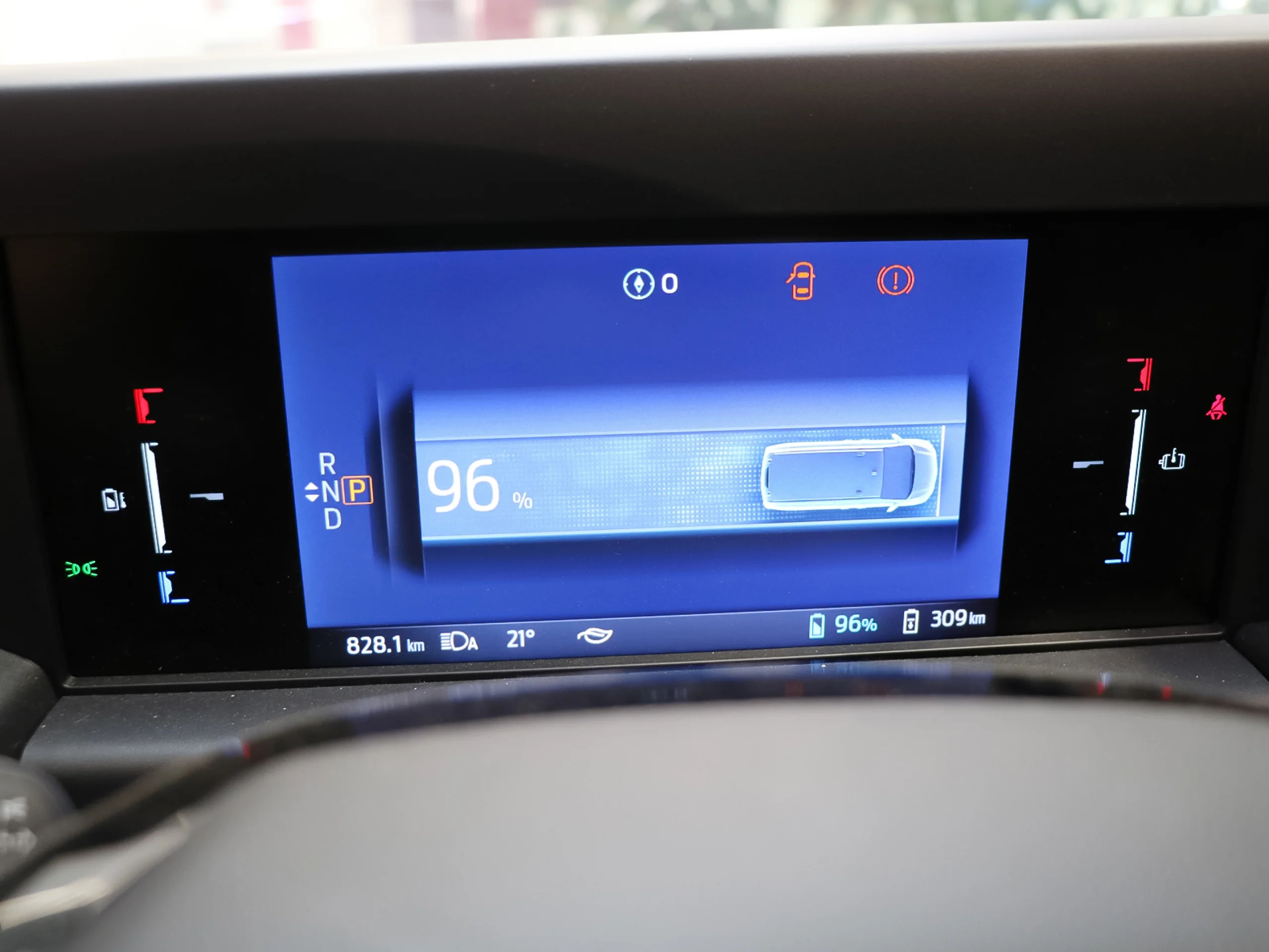 Ford Transit Custom Furgon BEV 320 L2 Trend 64kWh 100 kW (136 CV) - Foto 14