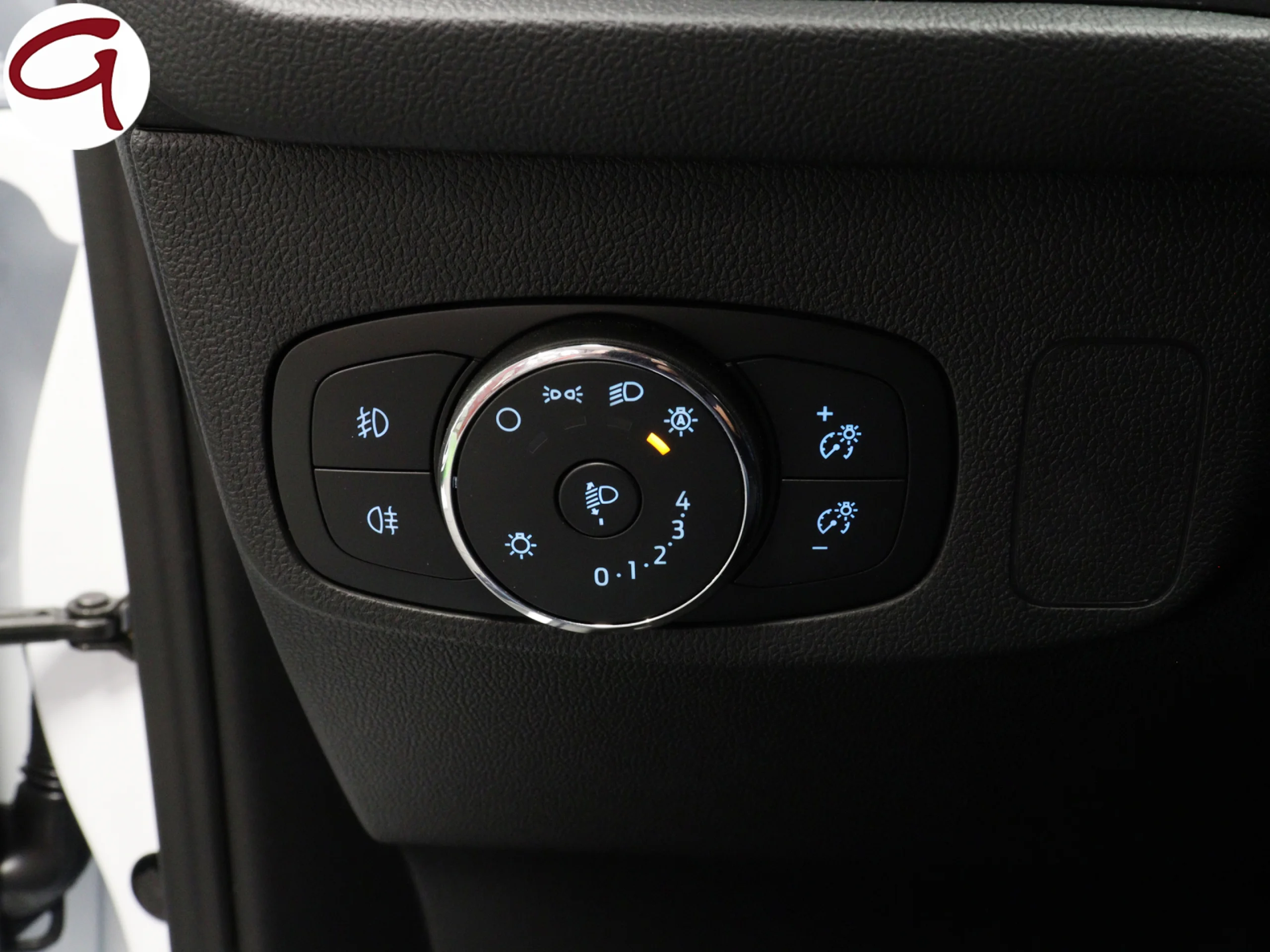 Ford Focus 1.0 Ecoboost MHEV ST-Line Auto 114 kW (155 CV) - Foto 9