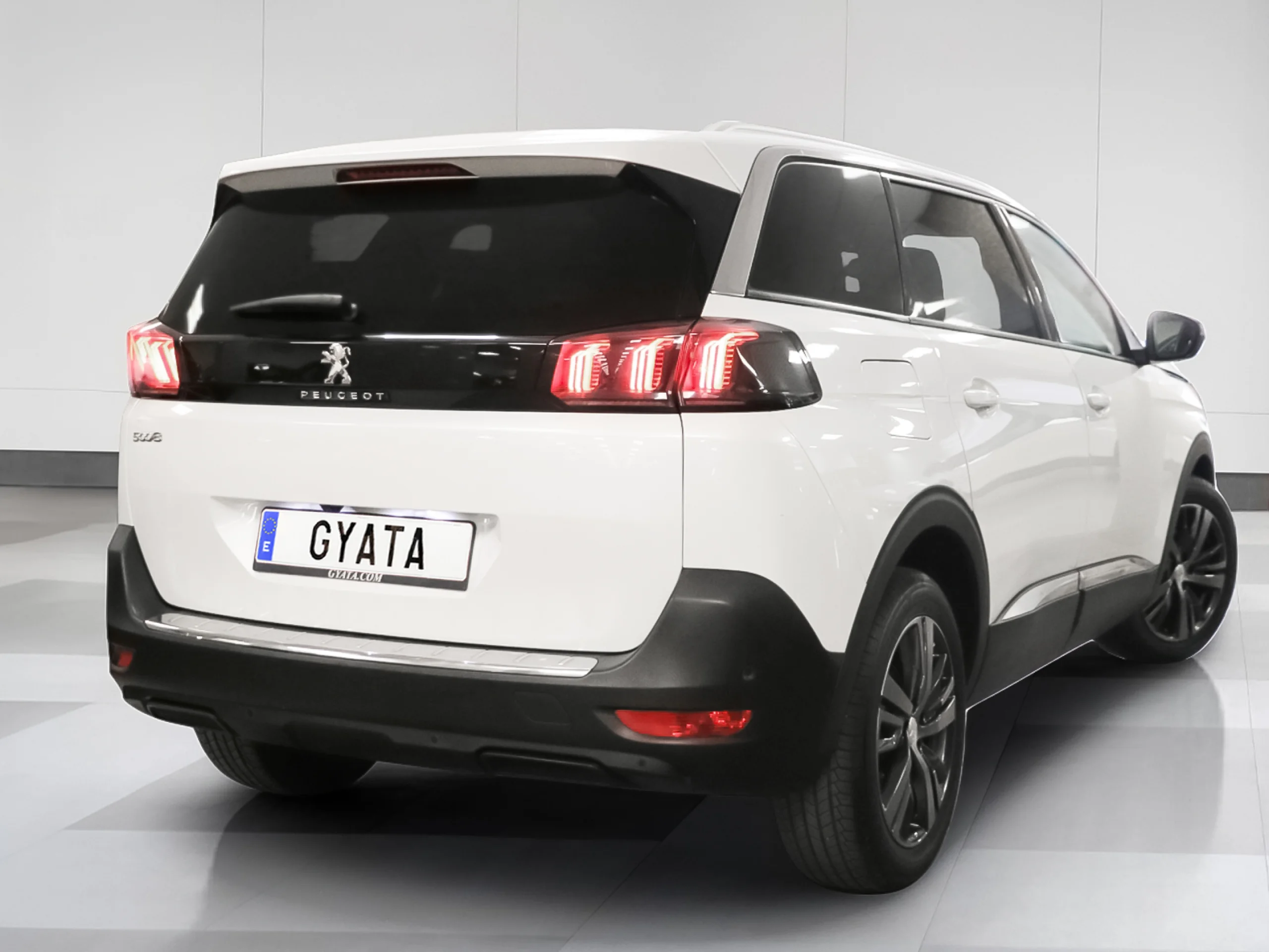 Peugeot 5008 PureTech 130 Allure Pack EAT8 96 kW (130 CV) - Foto 2